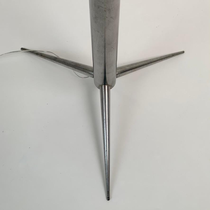Lampada da terra a treppiede in acciaio di Emiel Veranneman, 1960 circa, Belgio in vendita 5