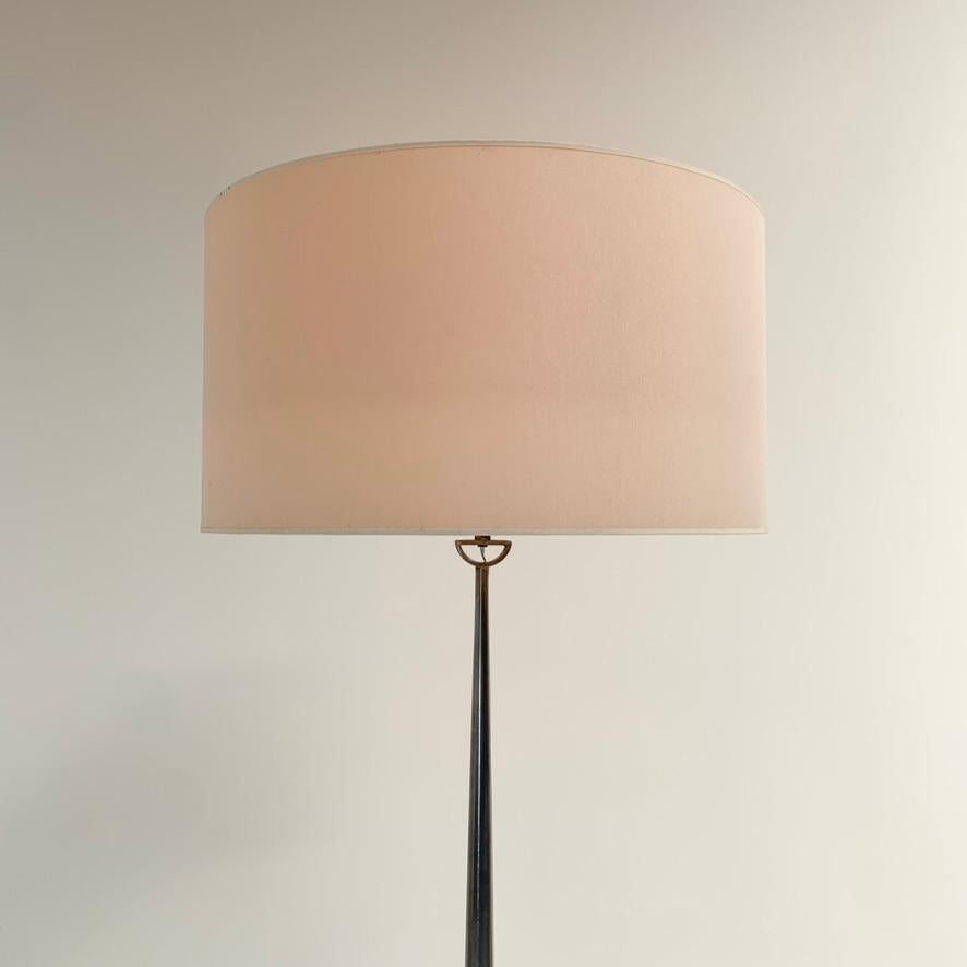 Lampada da terra a treppiede in acciaio di Emiel Veranneman, 1960 circa, Belgio in vendita 1