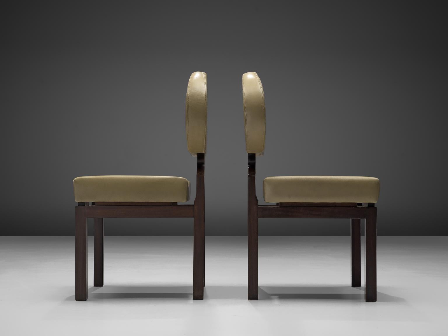 Emiel Veranneman Set of Eight Osaka Dining Chairs in Leather In Good Condition In Waalwijk, NL
