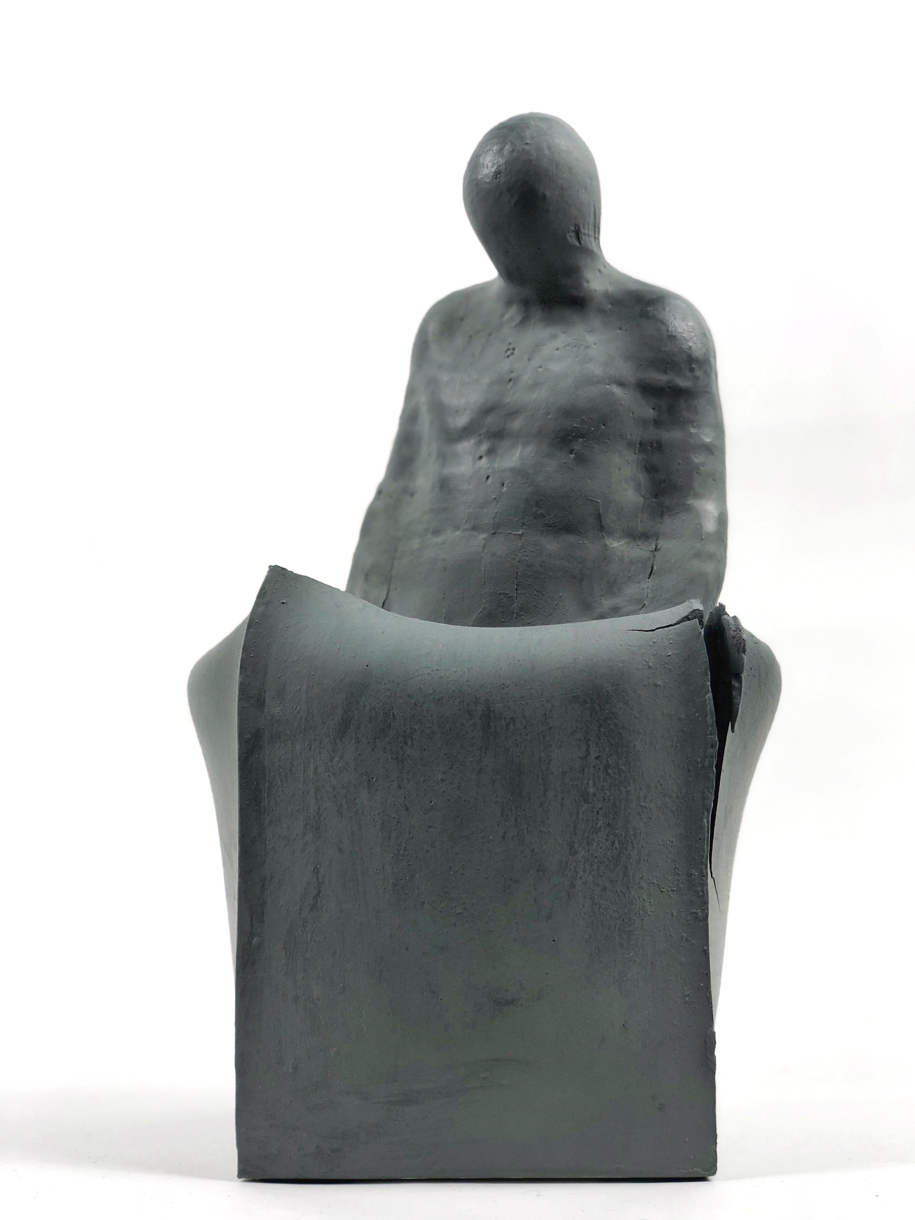 Emil Alzamora Figurative Sculpture – "Lesson 5"