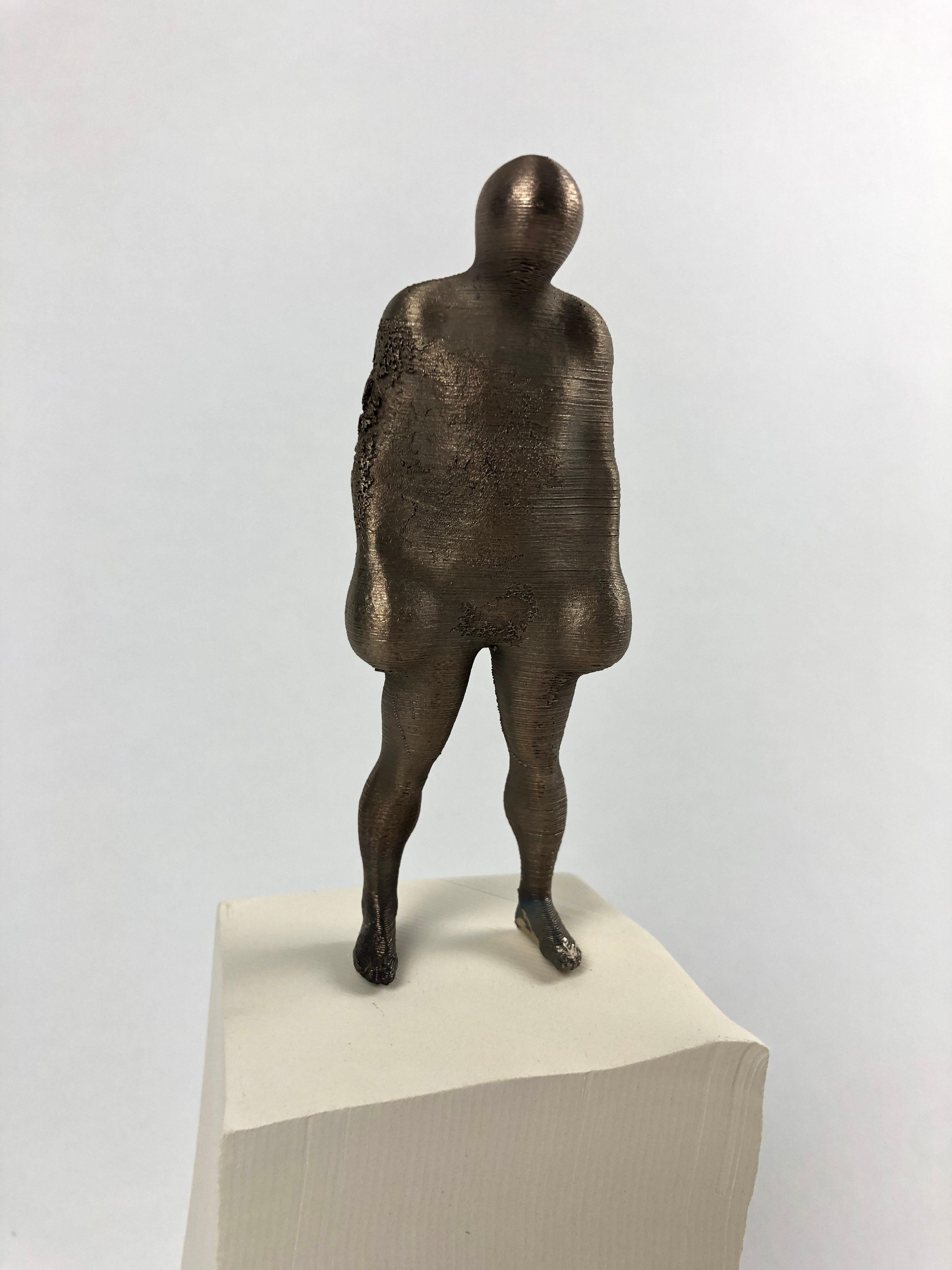 Emil Alzamora Figurative Sculpture – "Supernumerary No. 59"