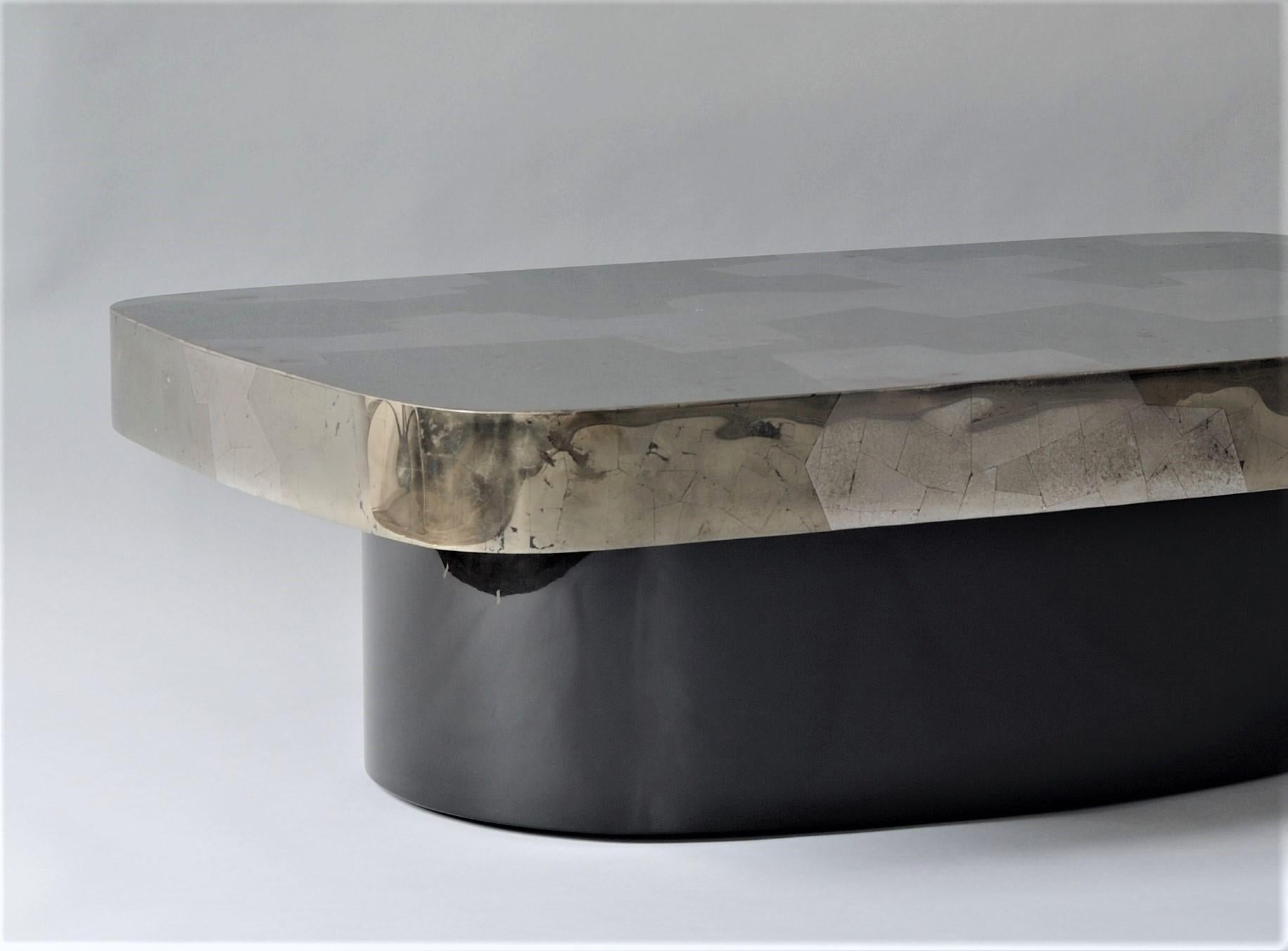 Table basse/de cocktail Emil de DeMuro Das en argent et pyrite d'or Neuf - En vente à New York, NY