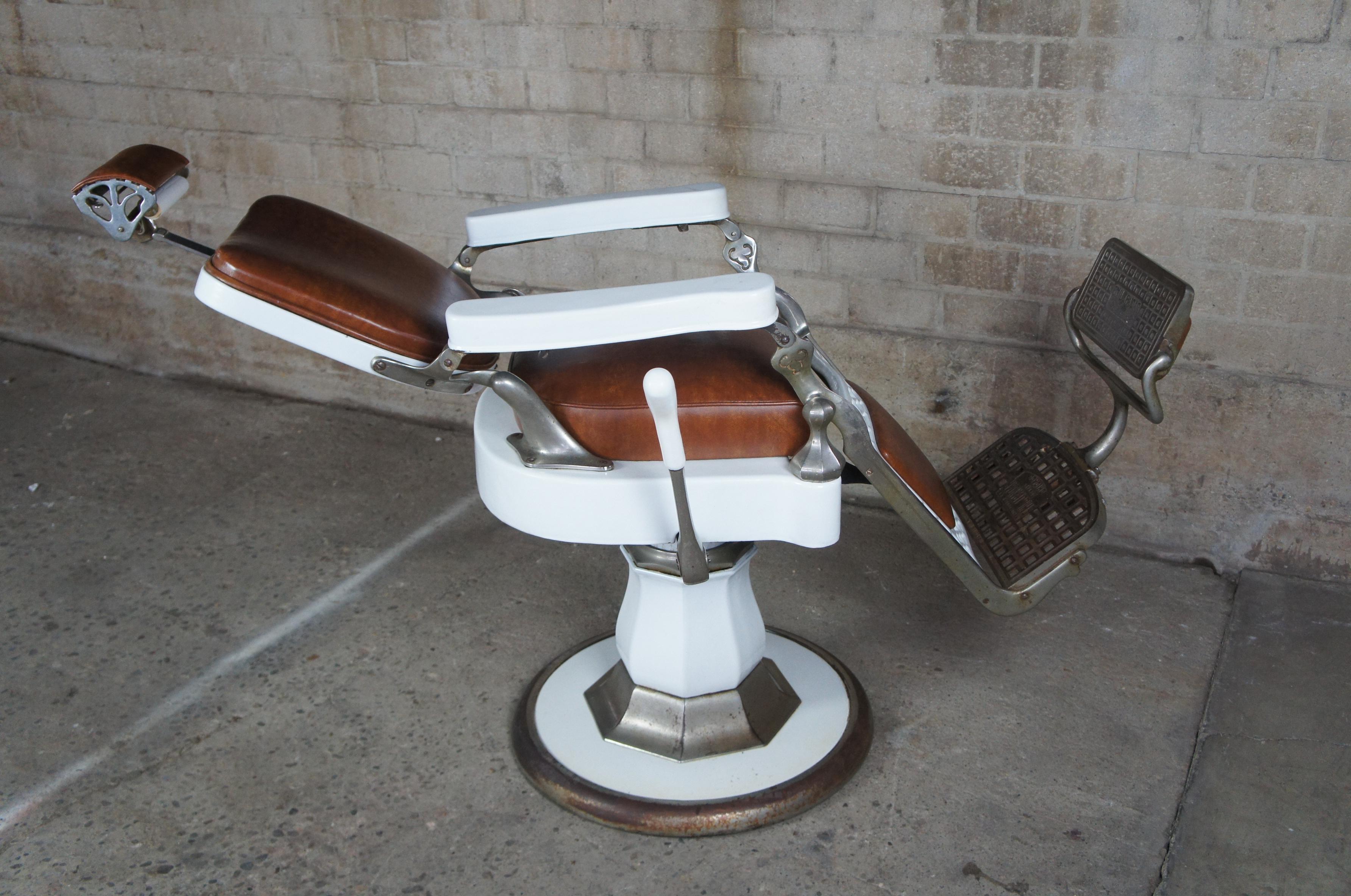 Emil J Paider Antique Cast Iron Hydraulic Leather Barbers Chair Fully Functional 4