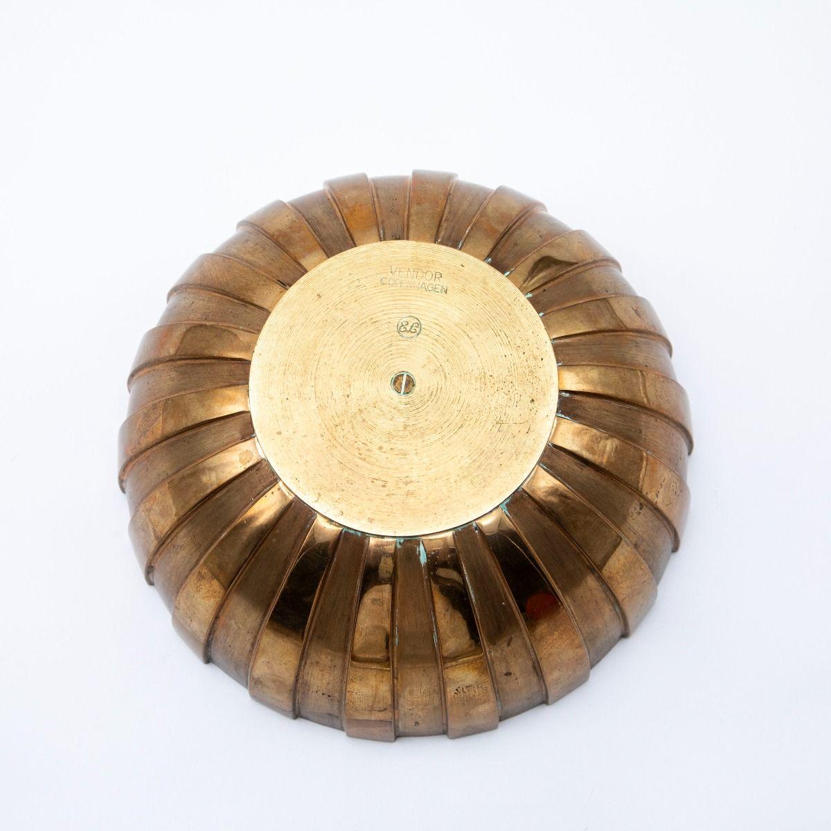 Ciotola in bronzo di Emil Lausen in vendita 1