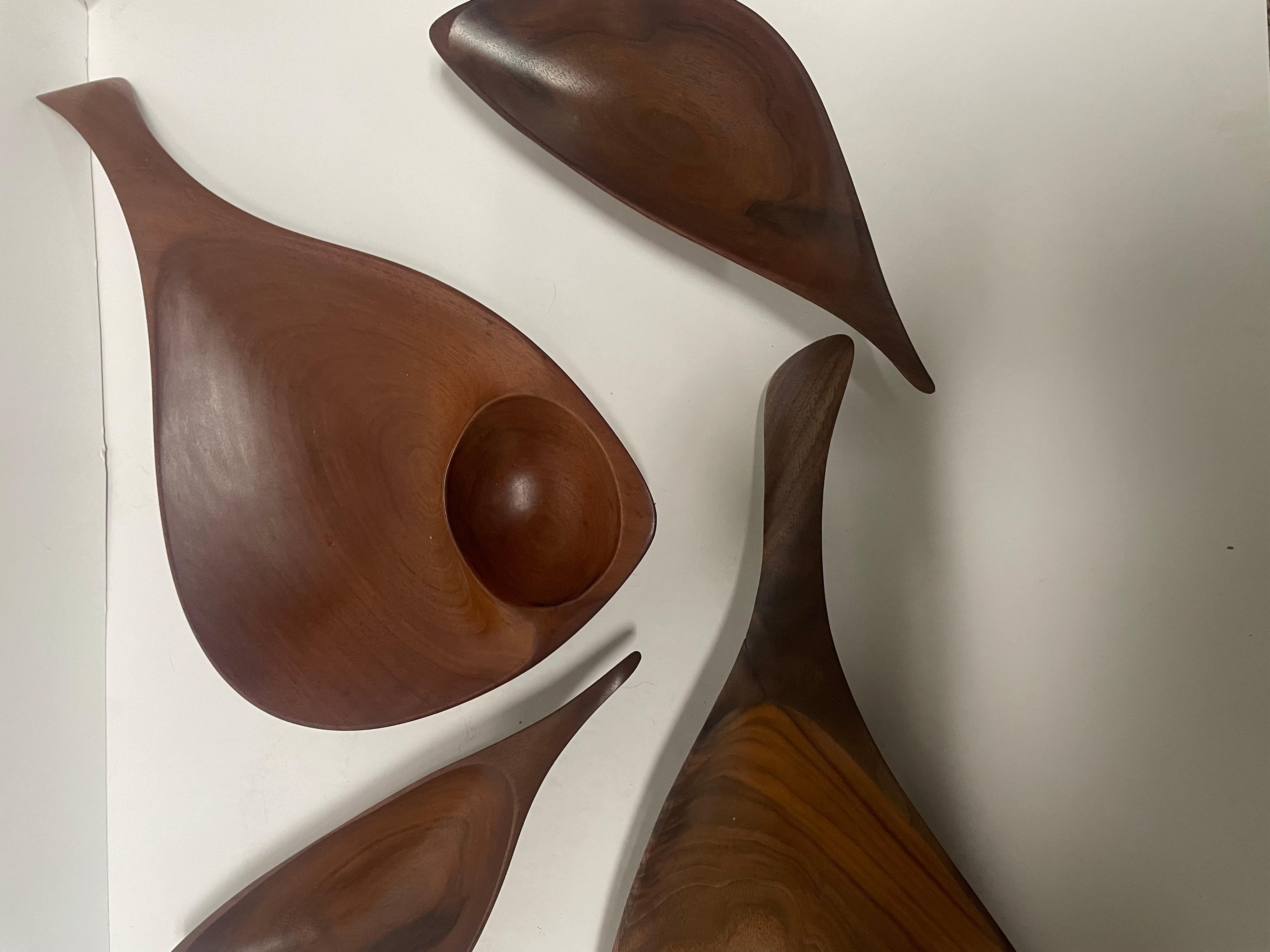 “Collection of Six Walnut and Mahogany Bowls and Serving Dishes” For Sale 2
