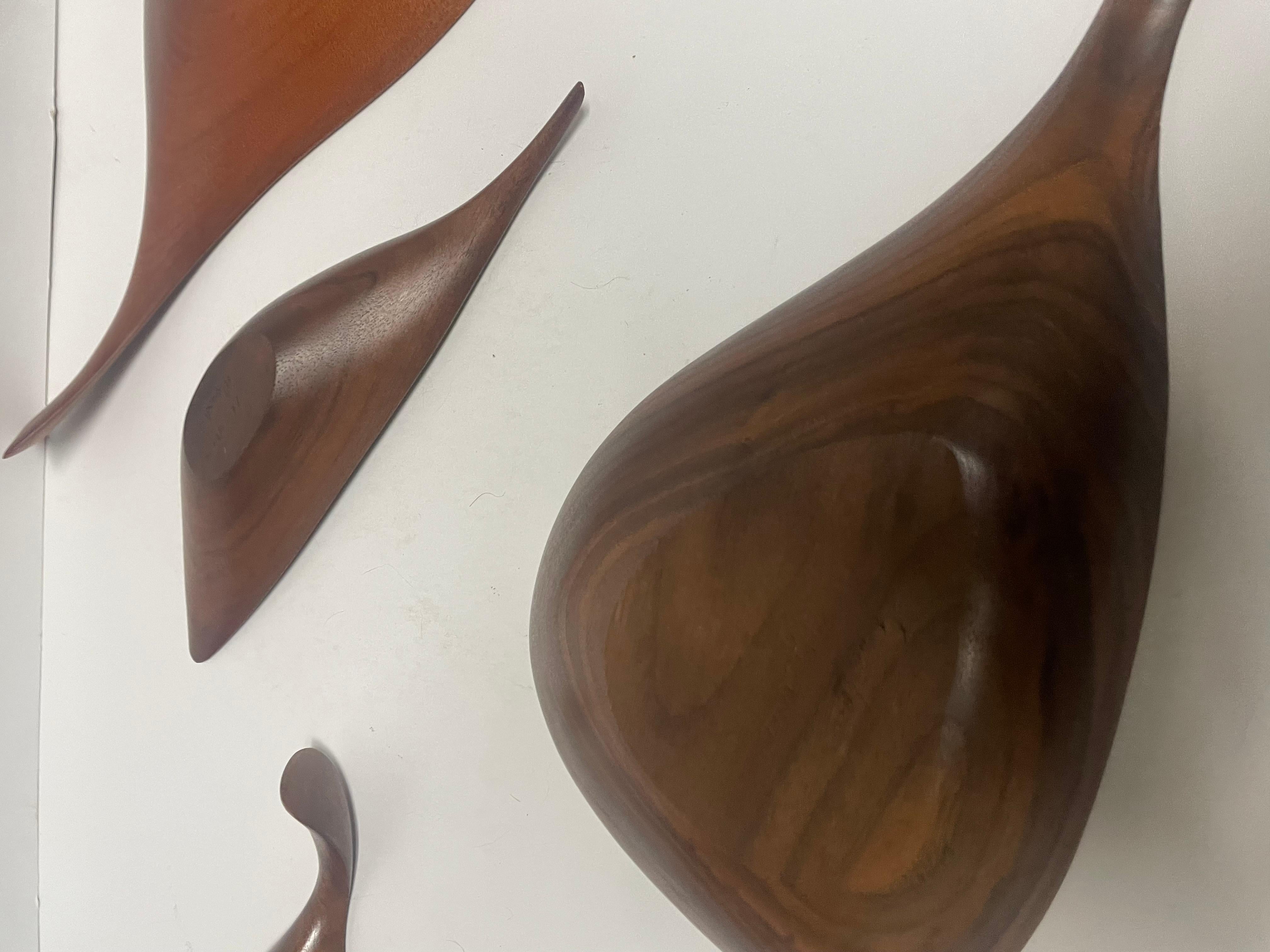 “Collection of Six Walnut and Mahogany Bowls and Serving Dishes” For Sale 6