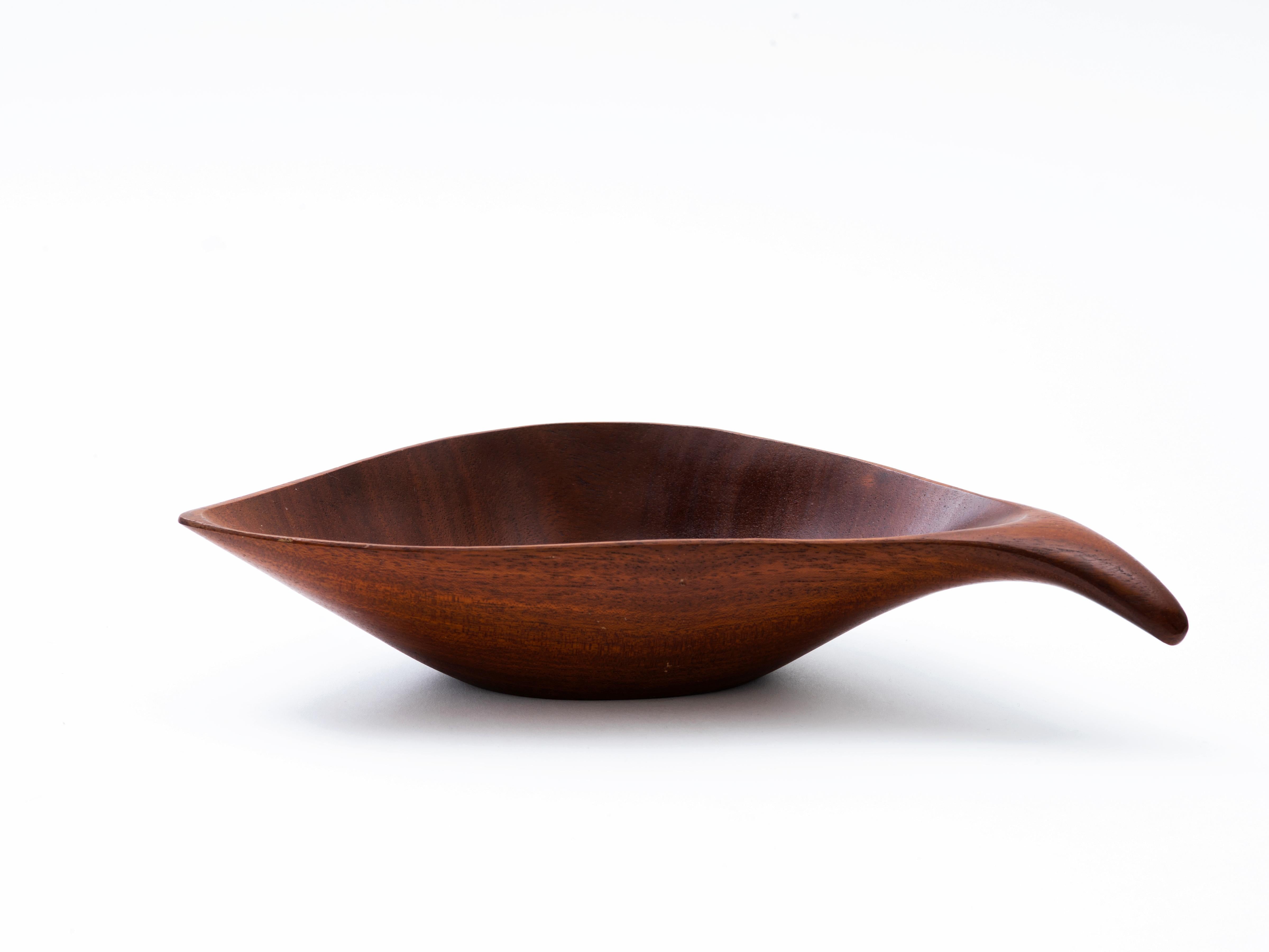 American Craftsman Emil Milan Sculptural Hand-Carved Bowl in Bissilon, 1960s