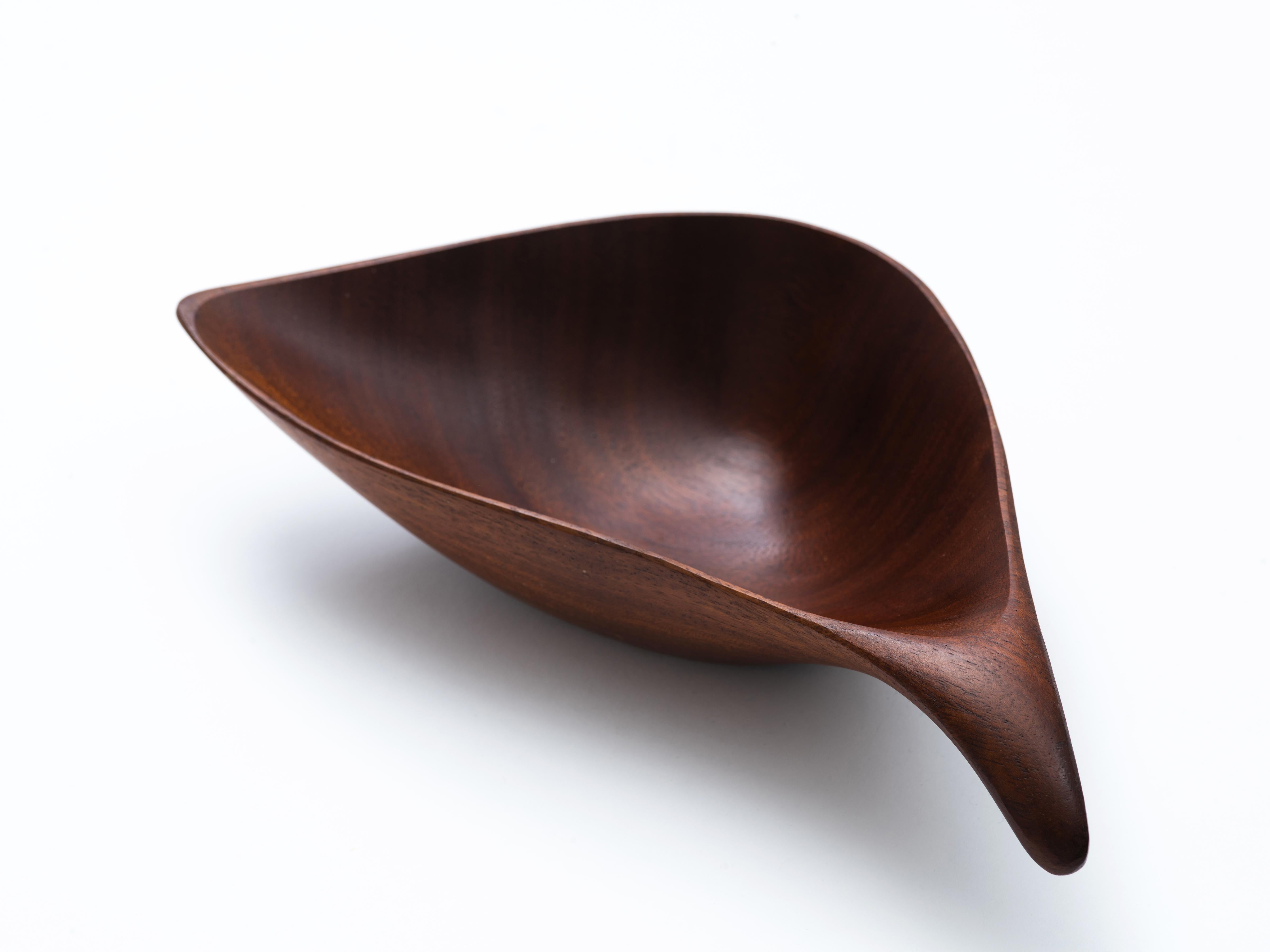 American Emil Milan Sculptural Hand-Carved Bowl in Bissilon, 1960s