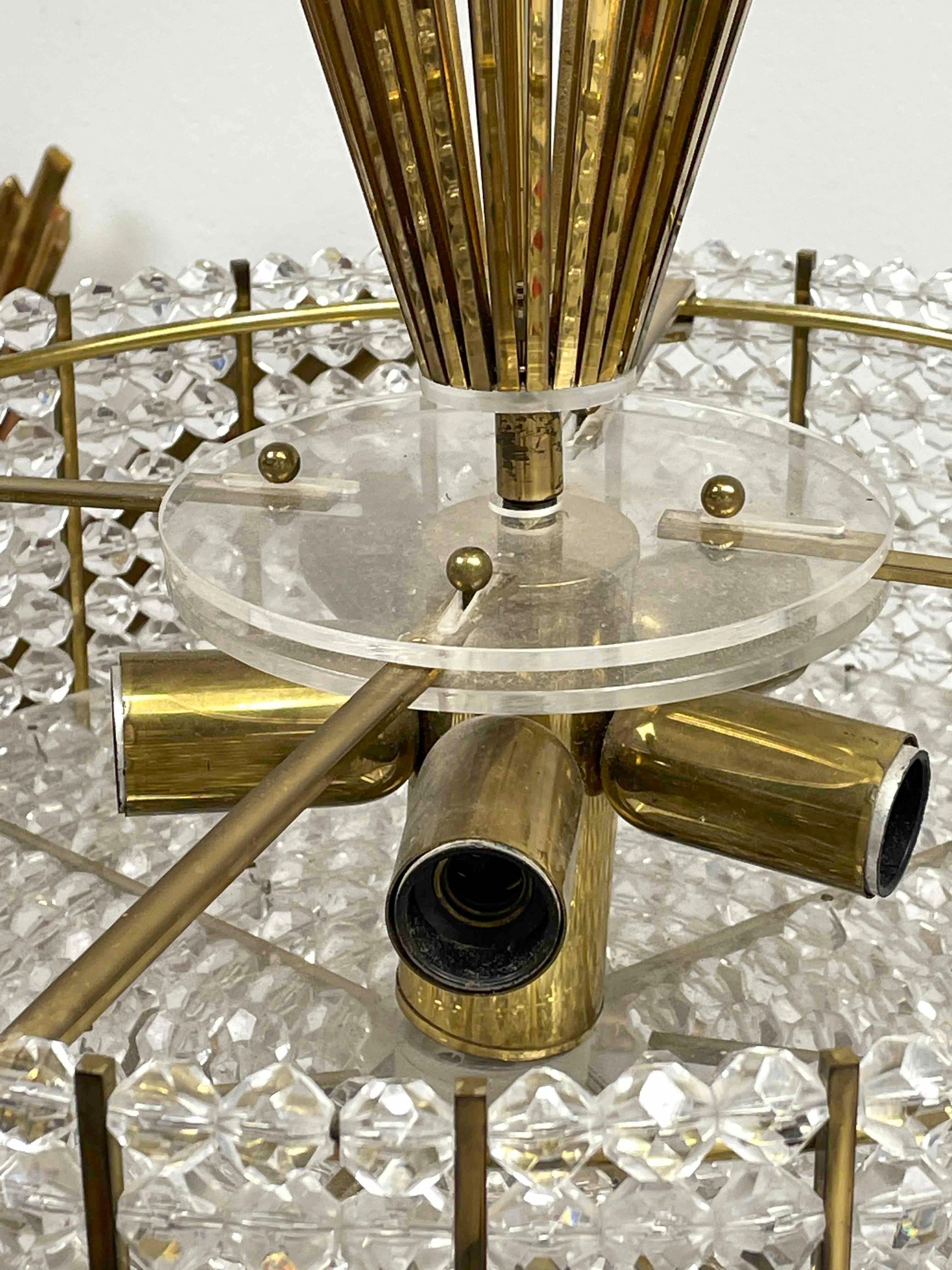 Emil Stejnar Chandelier Rupert Nikoll, Brass Crystal Glass, Lucite Vienna, 1950s For Sale 4