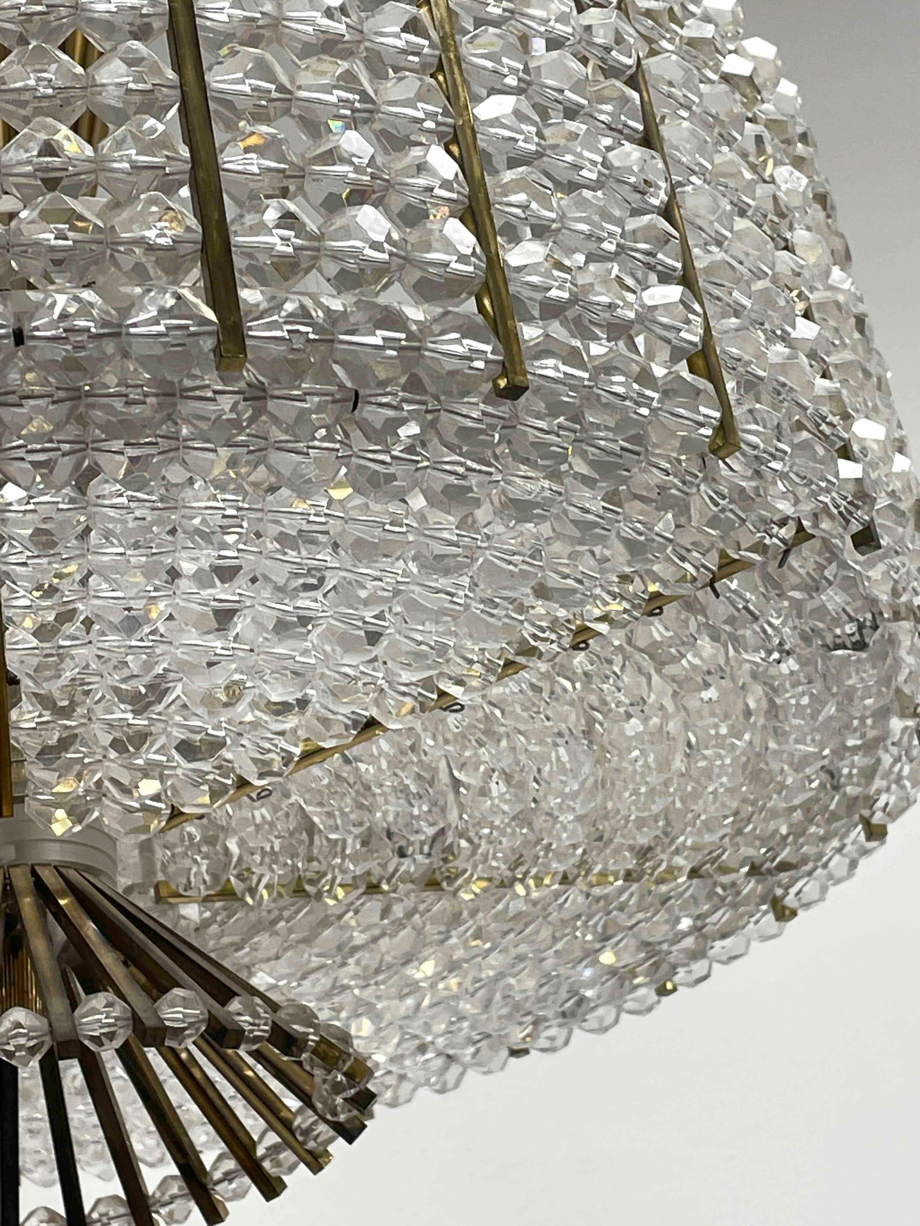 Emil Stejnar Chandelier Rupert Nikoll, Brass Crystal Glass, Lucite Vienna, 1950s For Sale 1