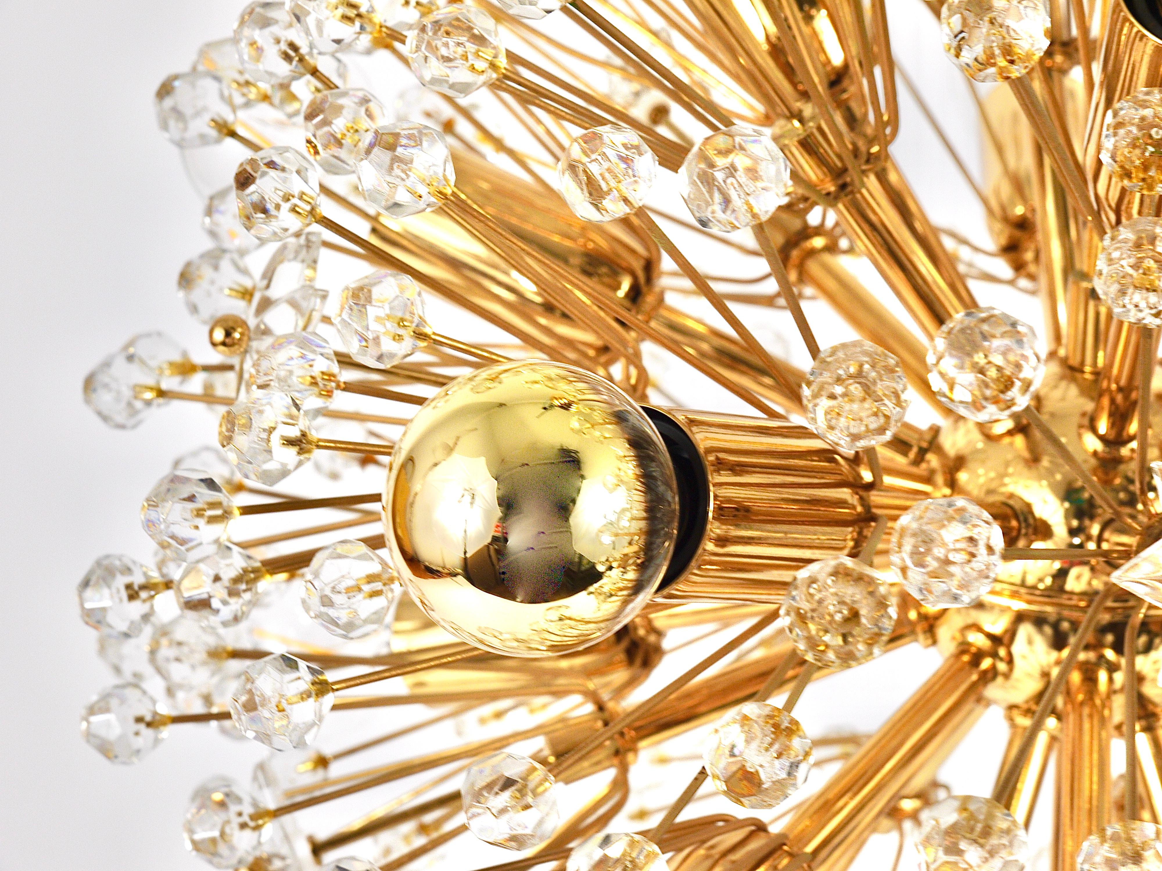 Emil Stejnar Gold-Plated Midcentury Dandelion Sputnik Blowball Chandelier, 1970s 6