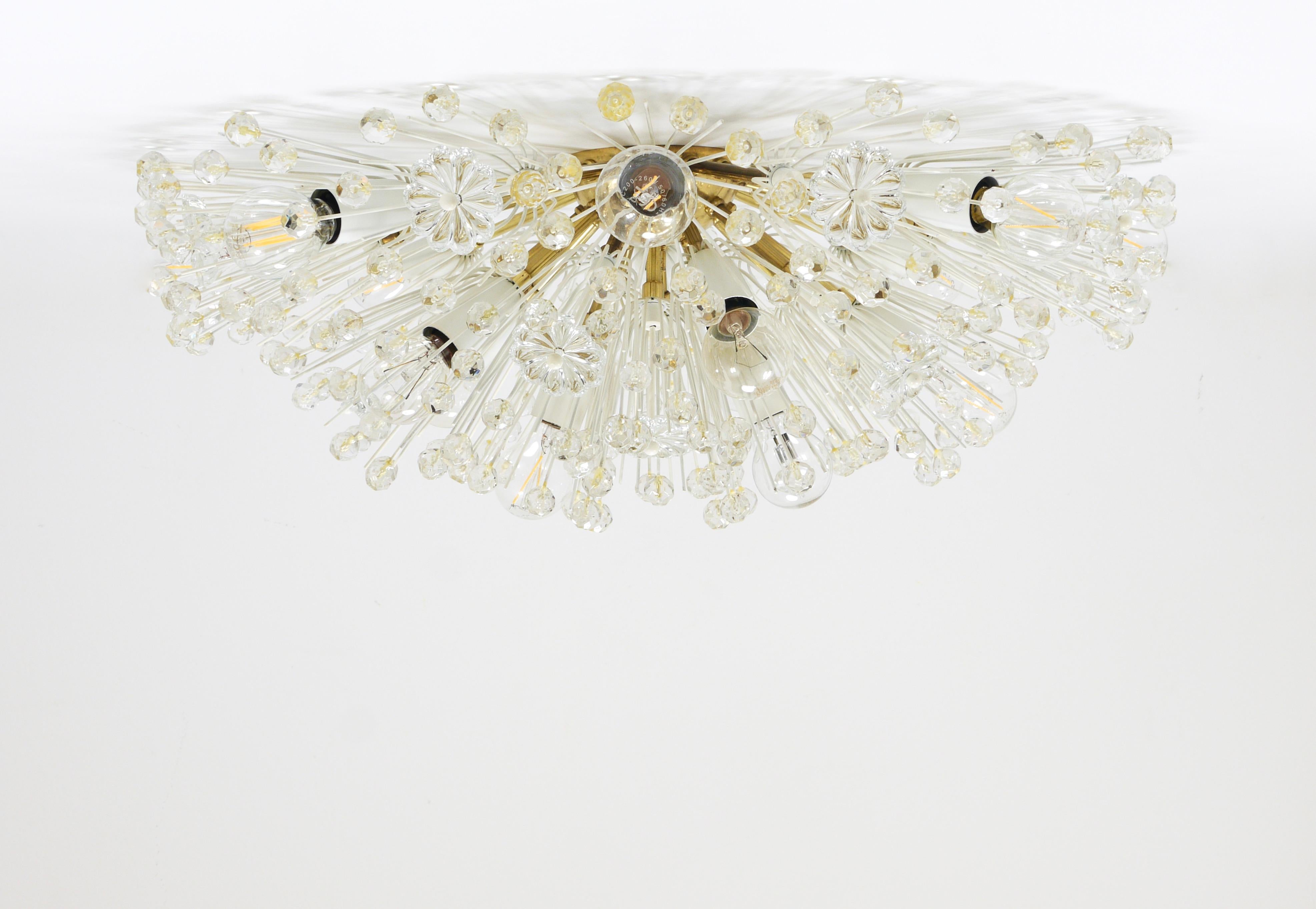 Austriaco Emil Stejnar Large Oval Brass Sputnik Flush Mount Ceiling Light by Rupert Nikoll in vendita