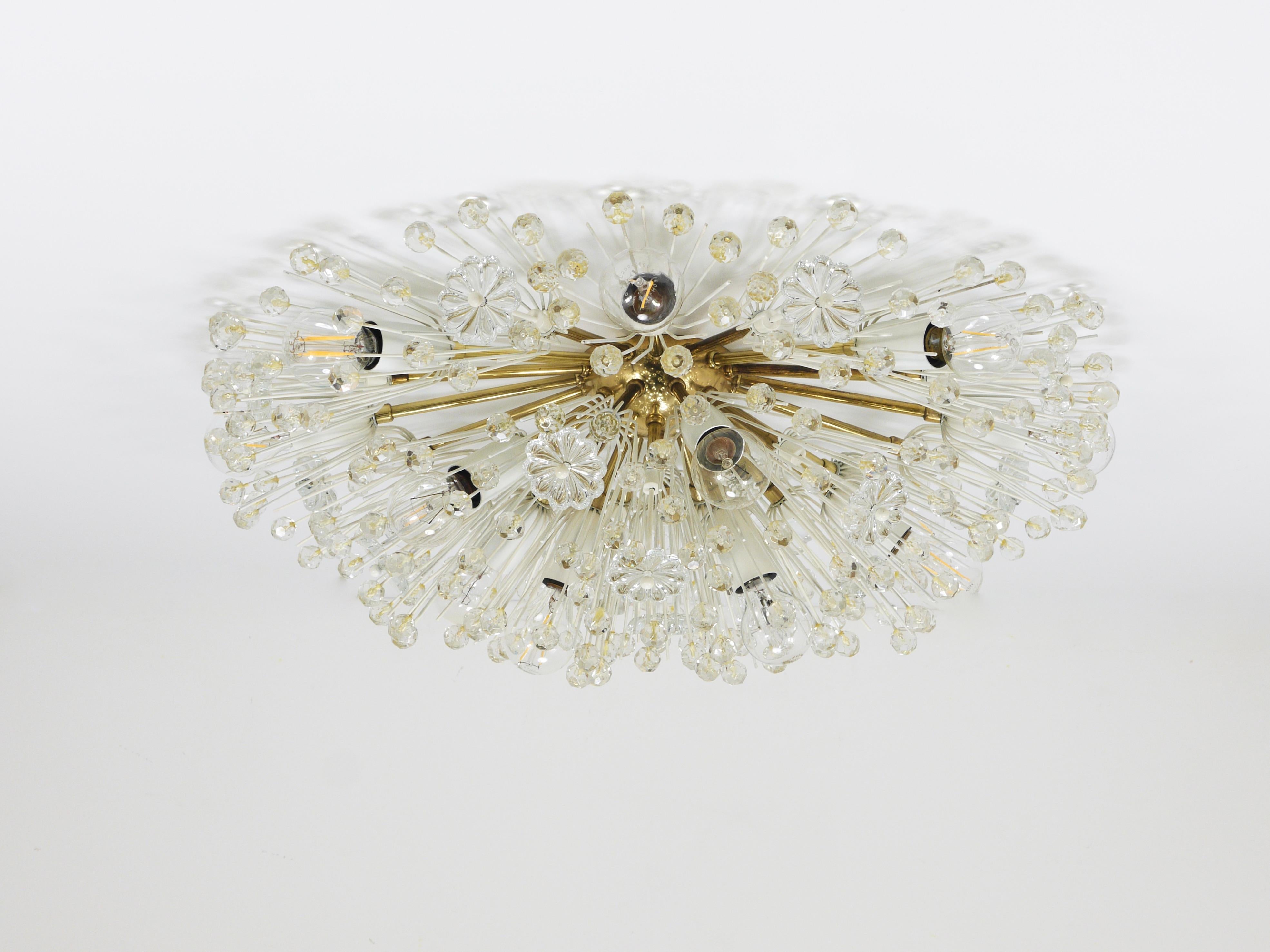 Emil Stejnar Large Oval Brass Sputnik Flush Mount Ceiling Light by Rupert Nikoll In condizioni buone in vendita a Vienna, AT