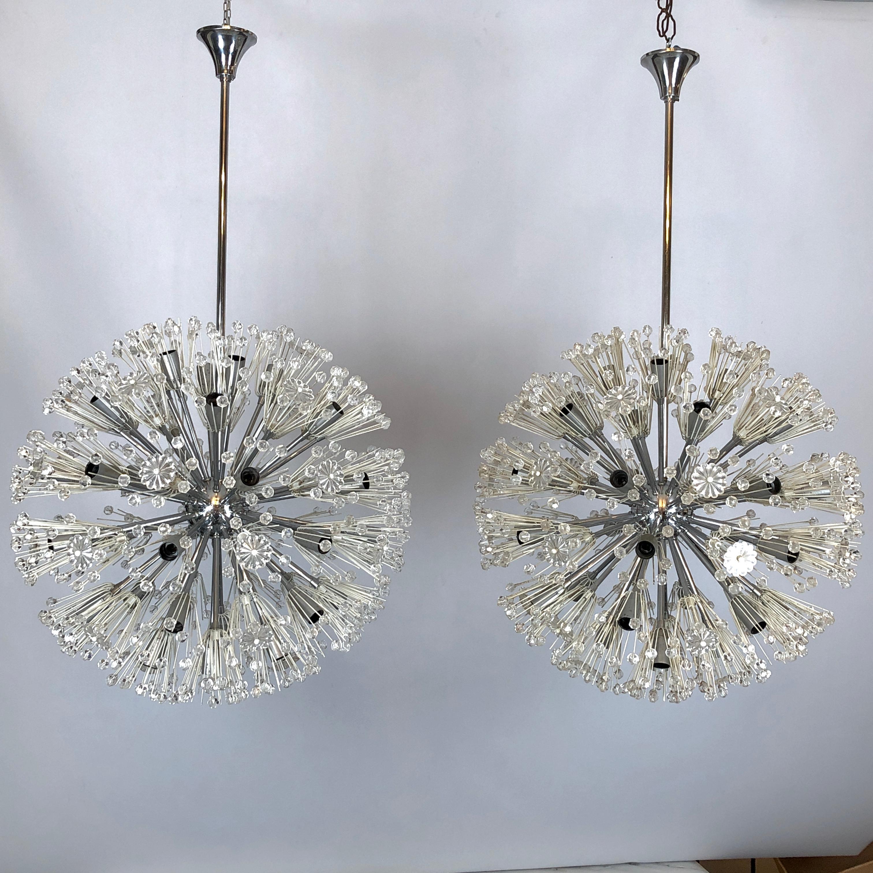 Great vintage condition for this pair of large chrome and lacquer sputnik designed by Emil Stejnar and produced form Kalmar during the 70s. Full working with EU standard, adaptable on demand for USA standard.
