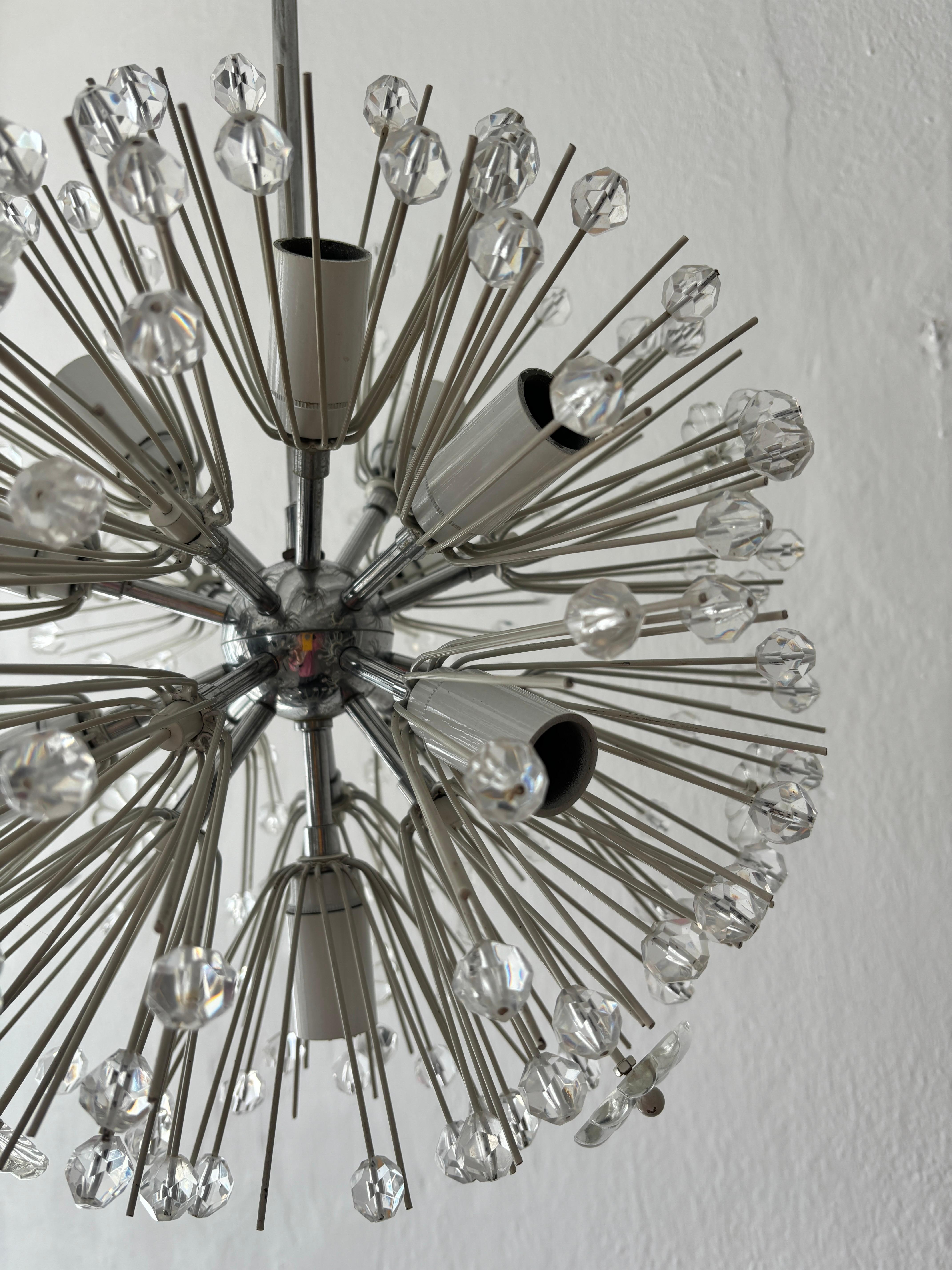 Emil Stejnar Snowball Sputnik Snowflake Chandelier Newly Rewired for USA  In Good Condition For Sale In Modena (MO), Modena (Mo)