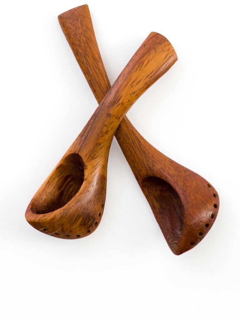 American Craftsman Emil Milan Pair of Sculptural Hand Carved Salt Spoons For Sale