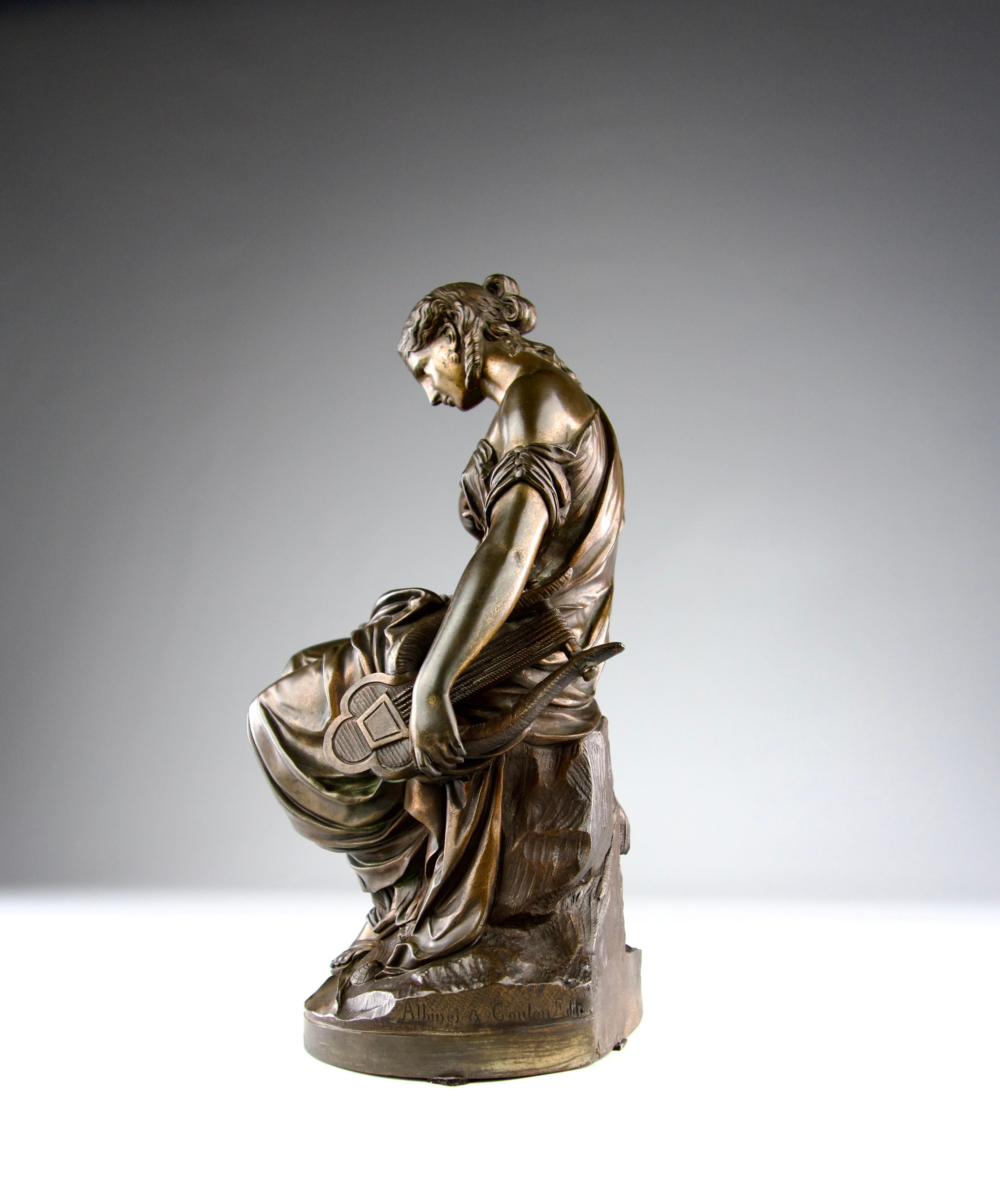 Emile Carlier, Bronze Sculpture of Sappho and her Lyre by the Sea, 19th Century In Good Condition For Sale In PARIS, FR