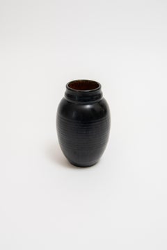 Émile Decoeur, Vase en grès émaillé noir, c. 1930