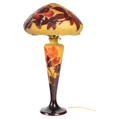 Antique Émile GALLE (1846-1904) "Magnolias"  Glass Lamp circa 1900