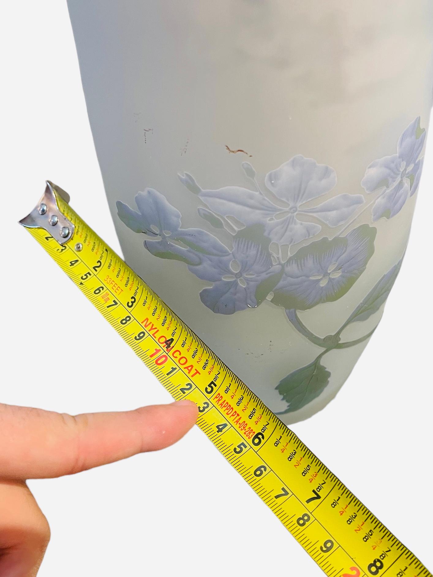 Vase Camée en verre d'art Emile Galle Art Glass en vente 9