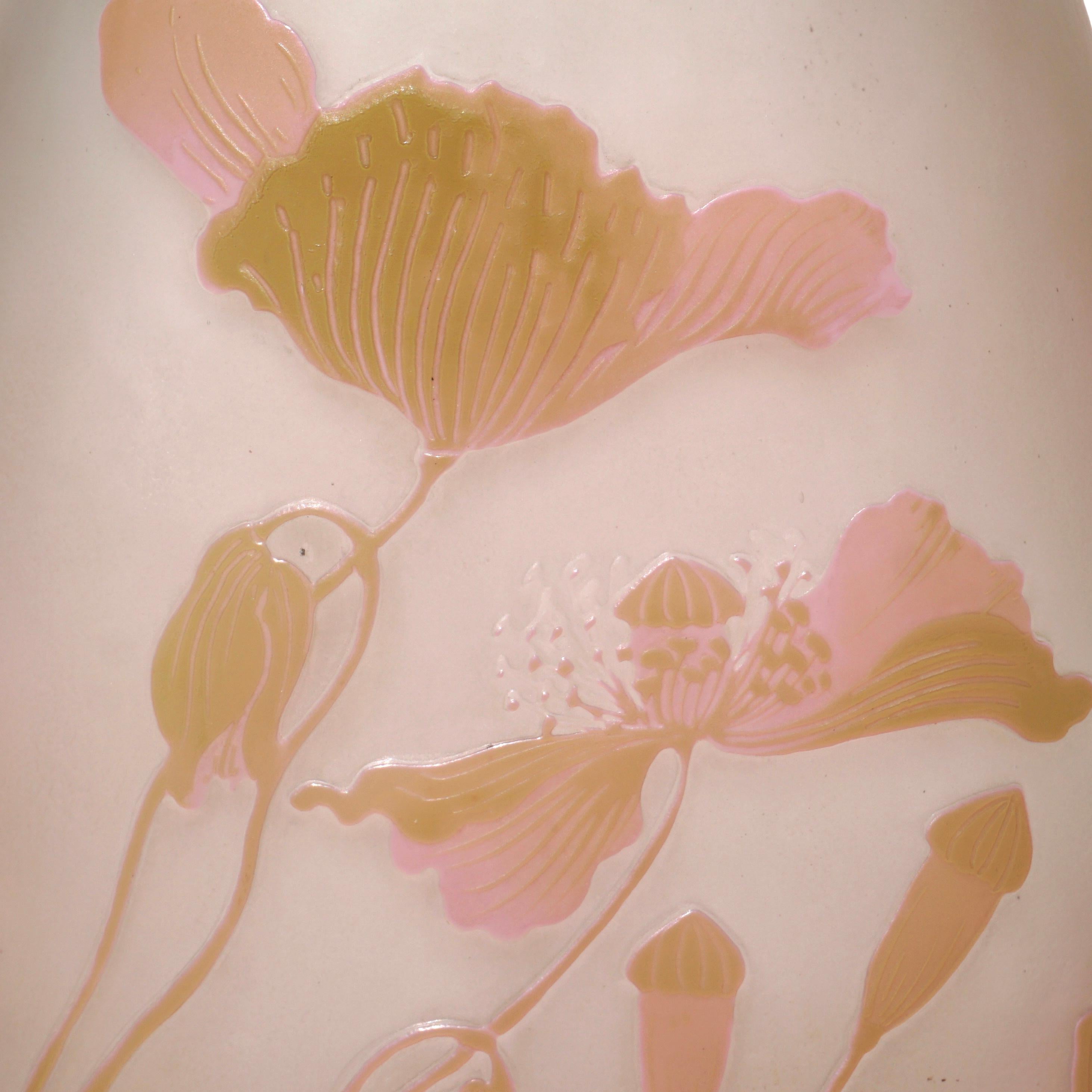 Emile Galle Art Nouveau Vase Camée Floral Excellent état - En vente à Dallas, TX