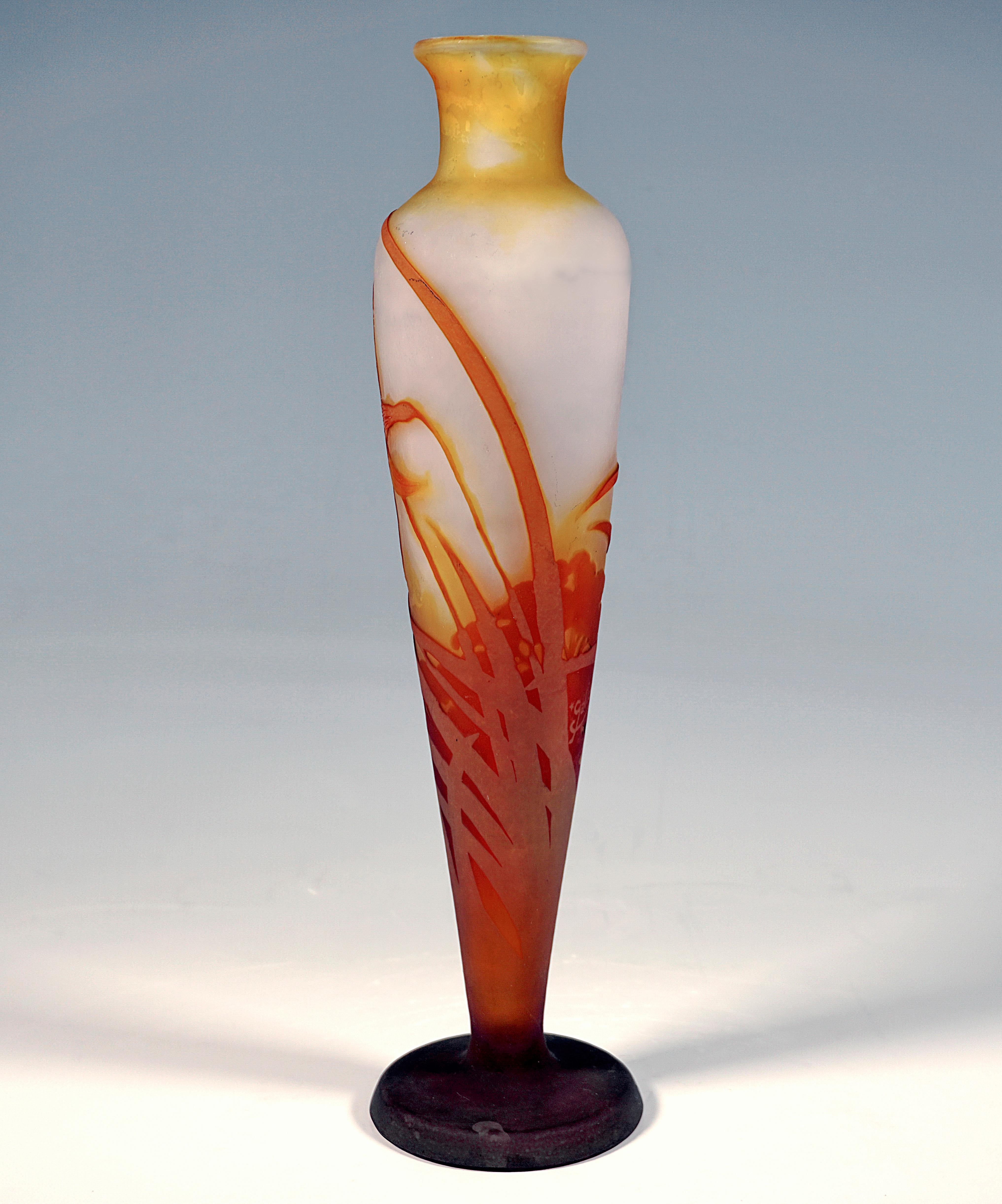 Etched Émile Gallé Art Nouveau Cameo Vase With Daffodil Decor, France, Circa 1904 For Sale