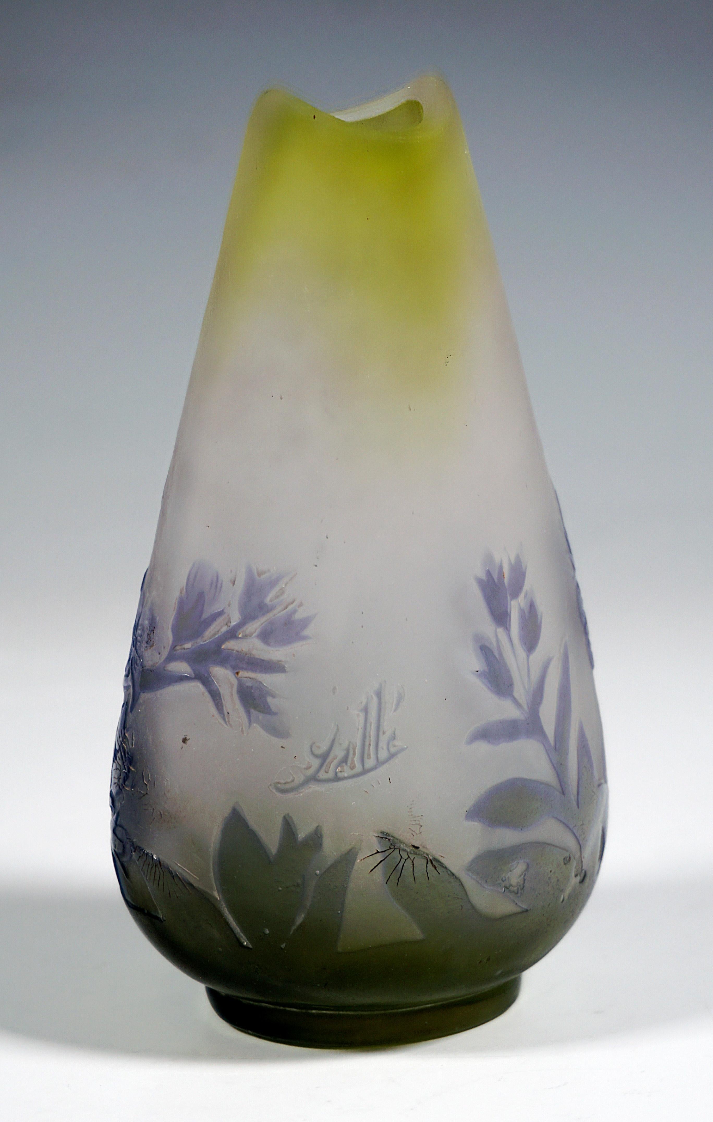 Émile Gallé Art Nouveau Drop-Shaped Vase with Floral Decor, France 1903/04 In Good Condition In Vienna, AT