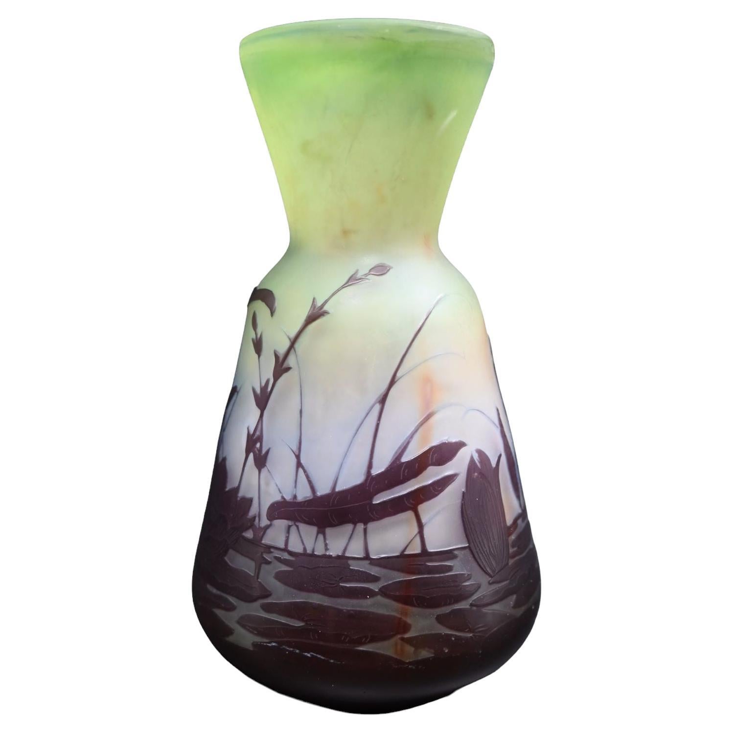 Émile Gallé, Jugendstil Glaspaste Vase, Dekor mit Grashüpfer