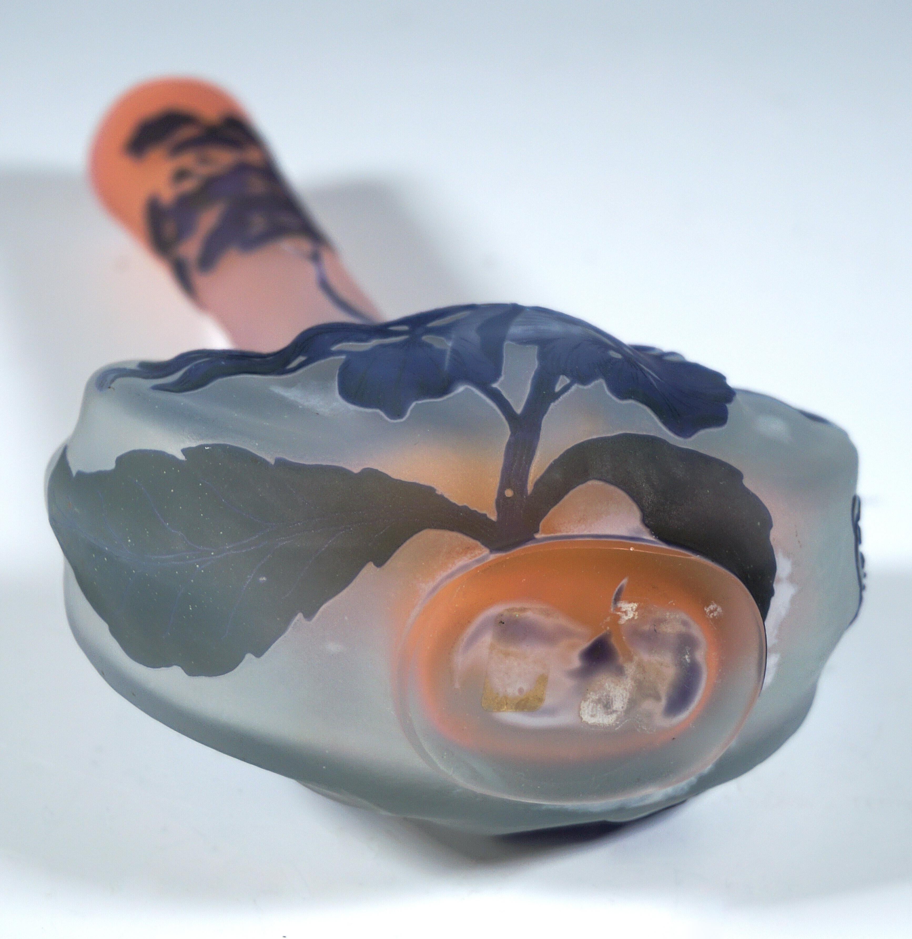 Early 20th Century Émile Gallé Art Nouveau Heart Shape Cameo Single Vase, Nancy, France 1905