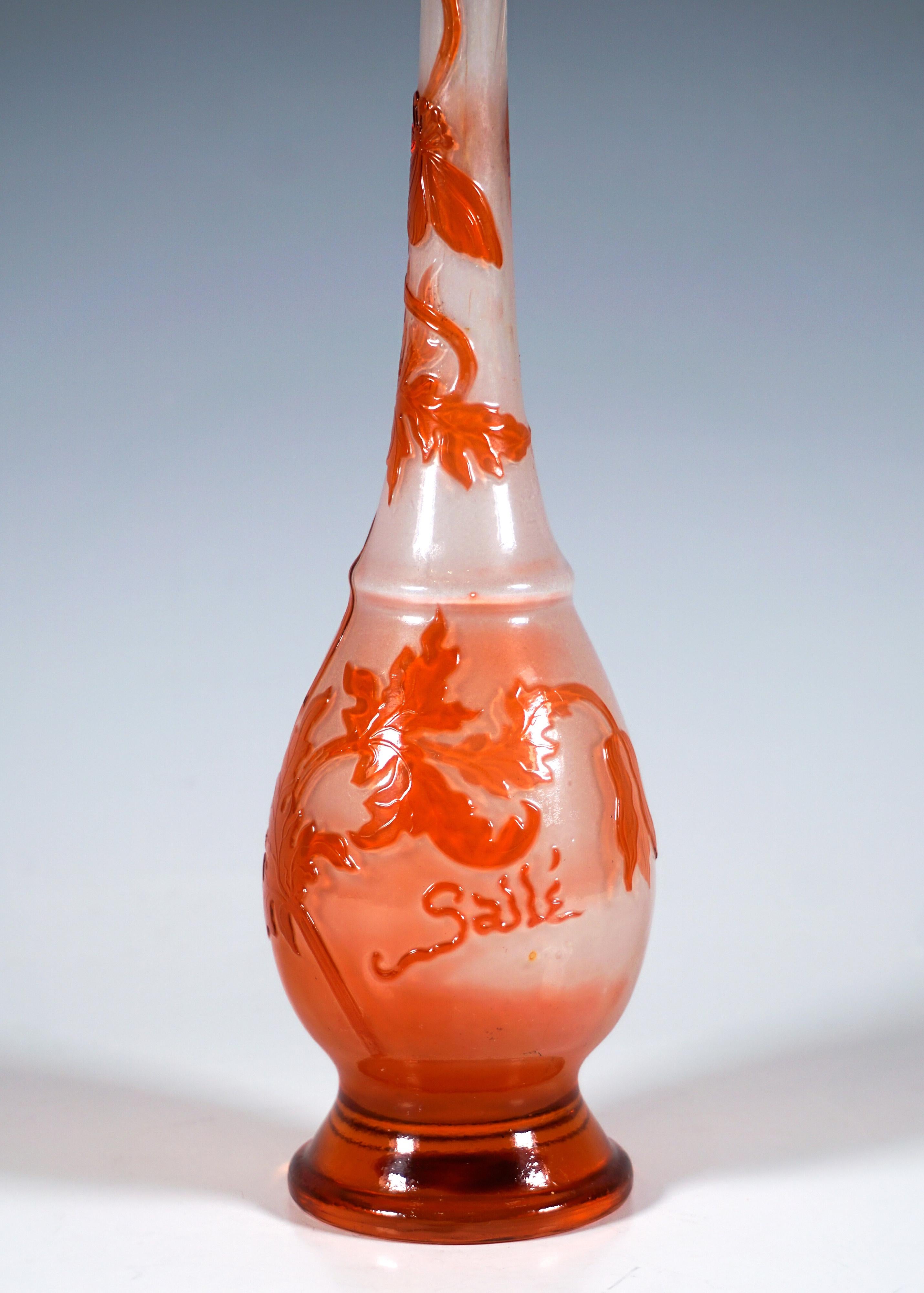 Émile Gallé Art Nouveau Single Flower Vase With Poppy Decor, France, Circa 1890 In Good Condition For Sale In Vienna, AT