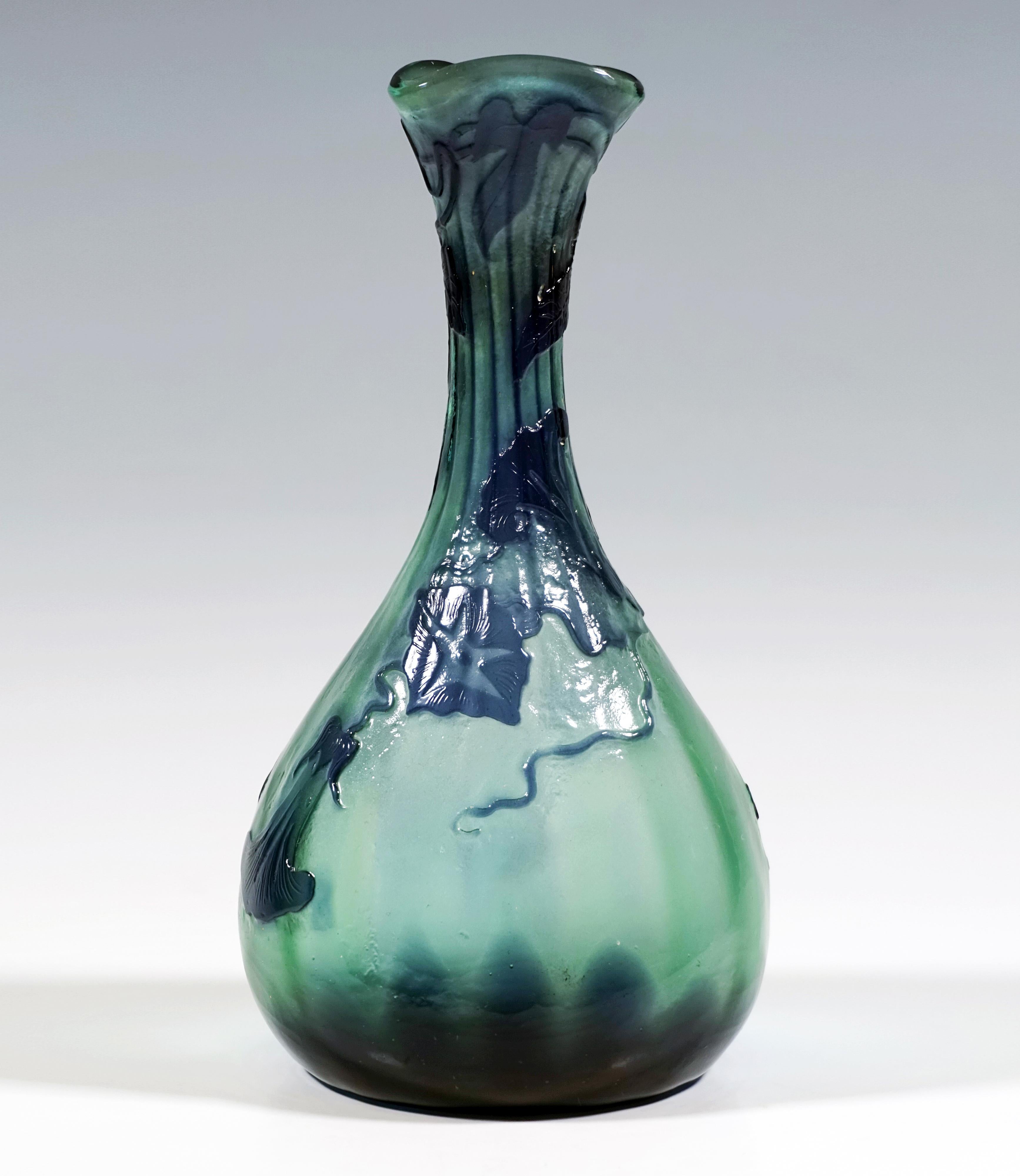 Art nouveau Vase Art Nouveau d'Émile Gallé avec Morning Glory Decor, France, Circa 1898/1900