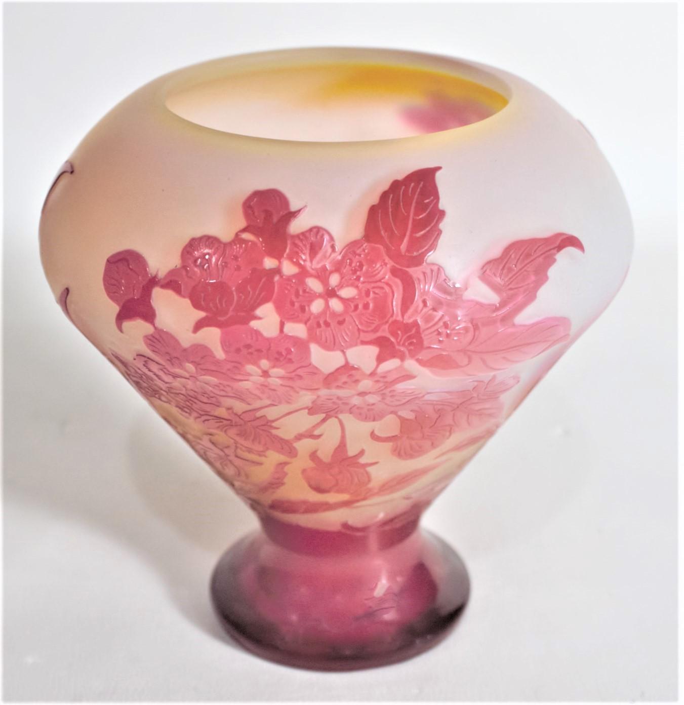 Hand-Crafted Emile Galle Cameo Art Glass Cabinet Vase with Exotic Floral and Leaf Decoration