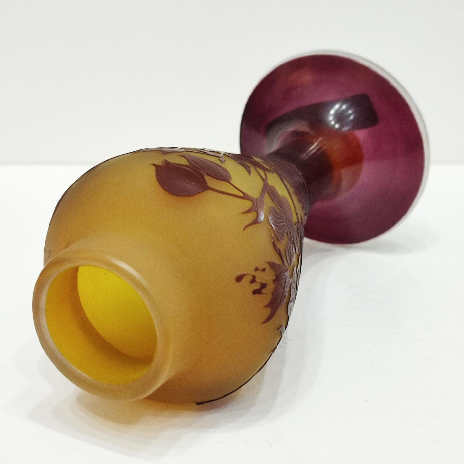 Early 20th Century A Rare Art Nouveau Cameo Glass Vase with Clematis Decor, by Émile Gallé Nancy For Sale