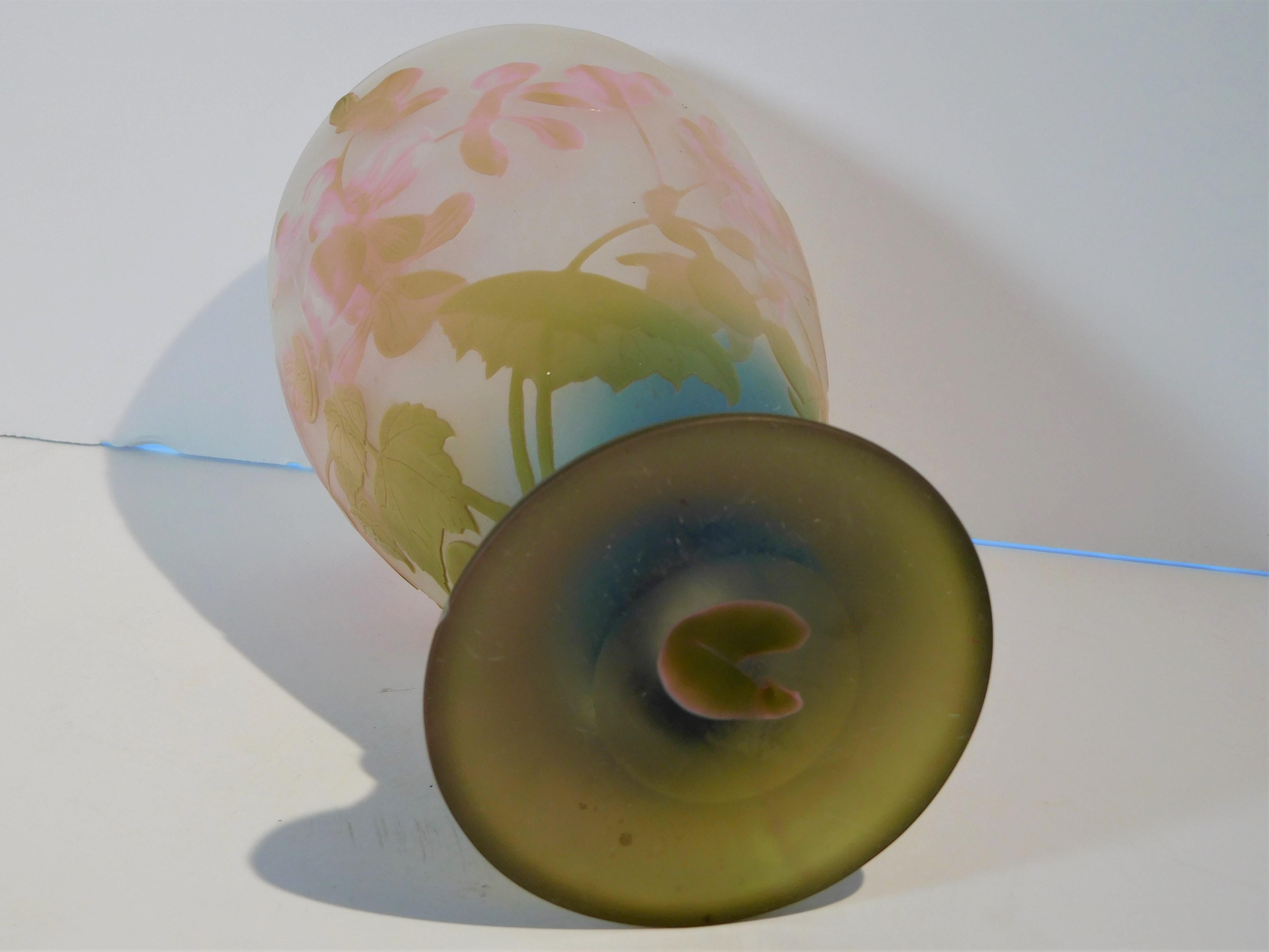 Emile Galle Cameo Glass Vase in Olive Green, Pink, Blue and Frost, circa 1897 For Sale 5