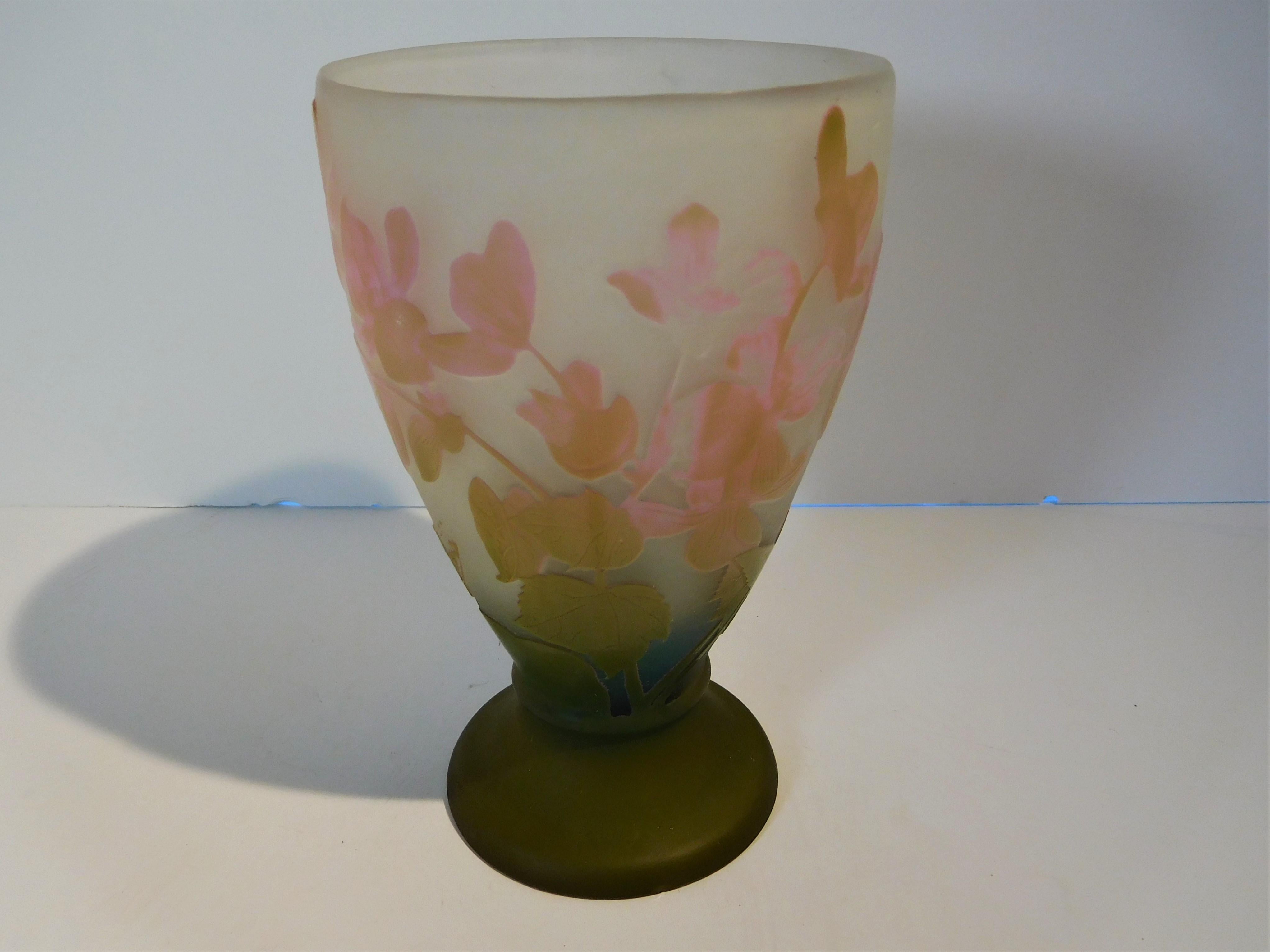 Emile Galle Cameo Glass Vase in Olive Green, Pink, Blue and Frost, circa 1897 In Good Condition For Sale In Quechee, VT