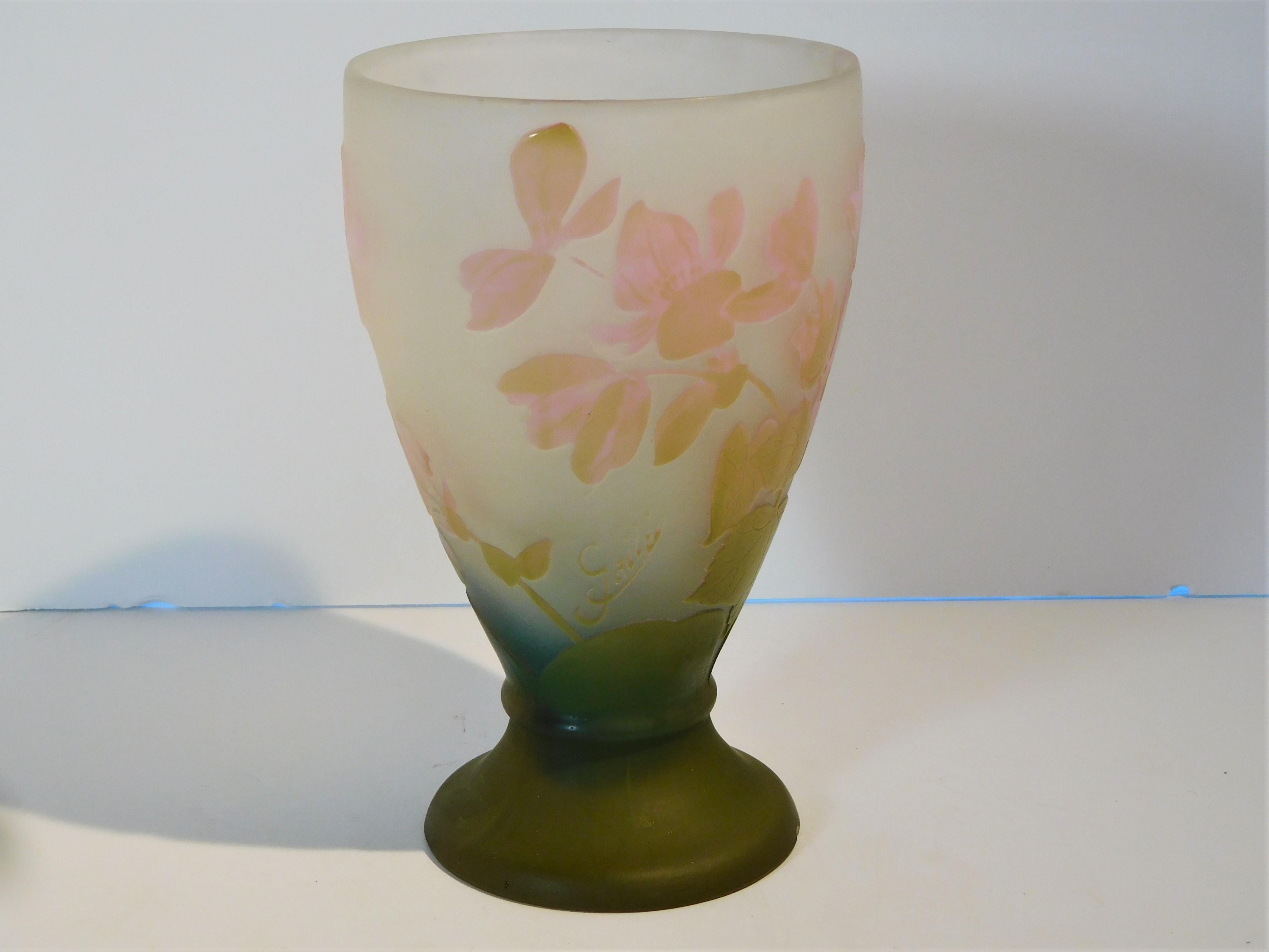 Emile Galle Cameo Glass Vase in Olive Green, Pink, Blue and Frost, circa 1897 For Sale 2