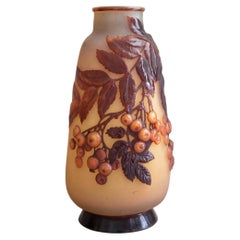 Émile Gallé Cherries Soufflé Cameo Glass Vase, France, circa 1915