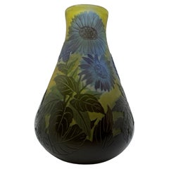 Vase 'Cornflowers' d'Emile Galle circa 1920