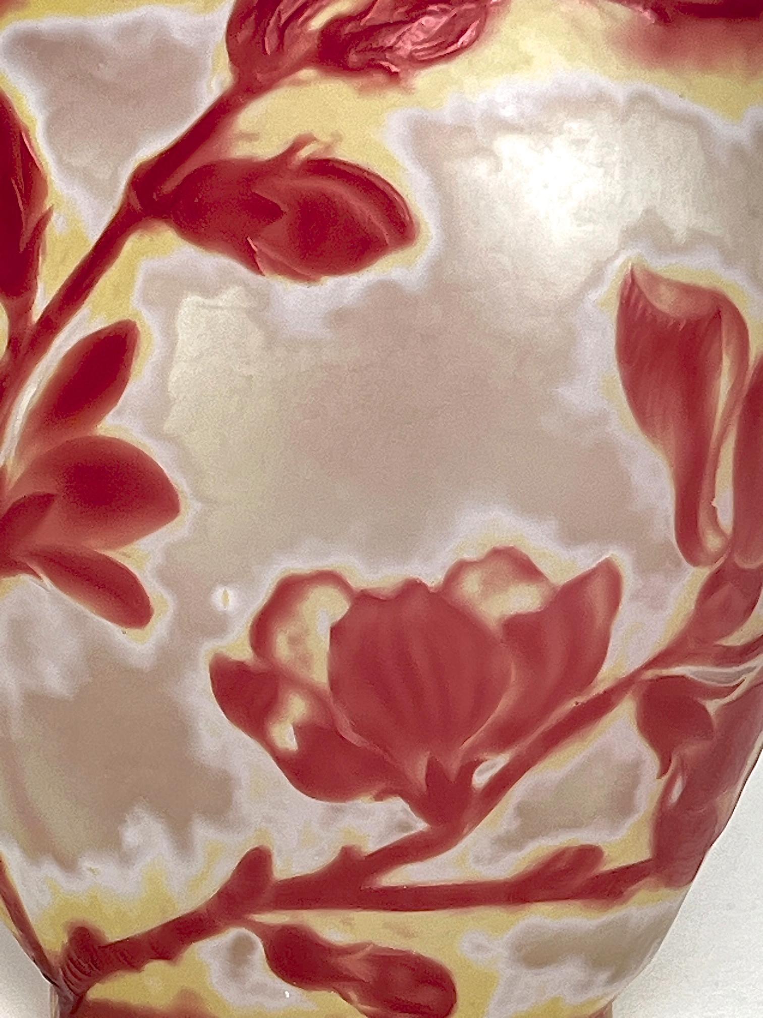 Émile Gallé  - Exquisite Art Nouveau  'Magnolia' Cameo Glass Vase 7