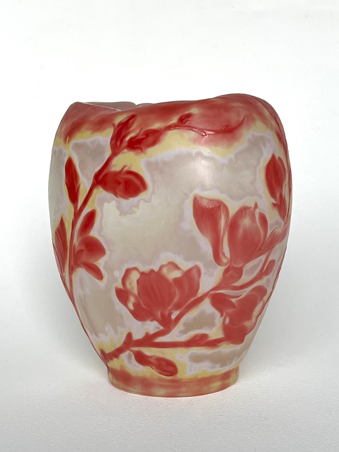 French Émile Gallé  - Exquisite Art Nouveau  'Magnolia' Cameo Glass Vase