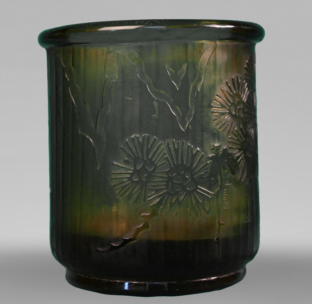 Francese Émile GALLÉ per L'ESCALIER DE CRISTAL, Piccolo vaso in stile giapponese in vetro ambrato in vendita