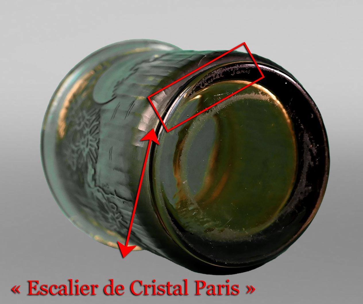XIX secolo Émile GALLÉ per L'ESCALIER DE CRISTAL, Piccolo vaso in stile giapponese in vetro ambrato in vendita