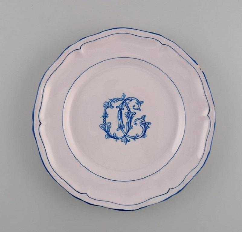 Francese Emile Gallé per A. Clement Nancy, Dodici piatti antichi in maiolica dipinti a mano in vendita