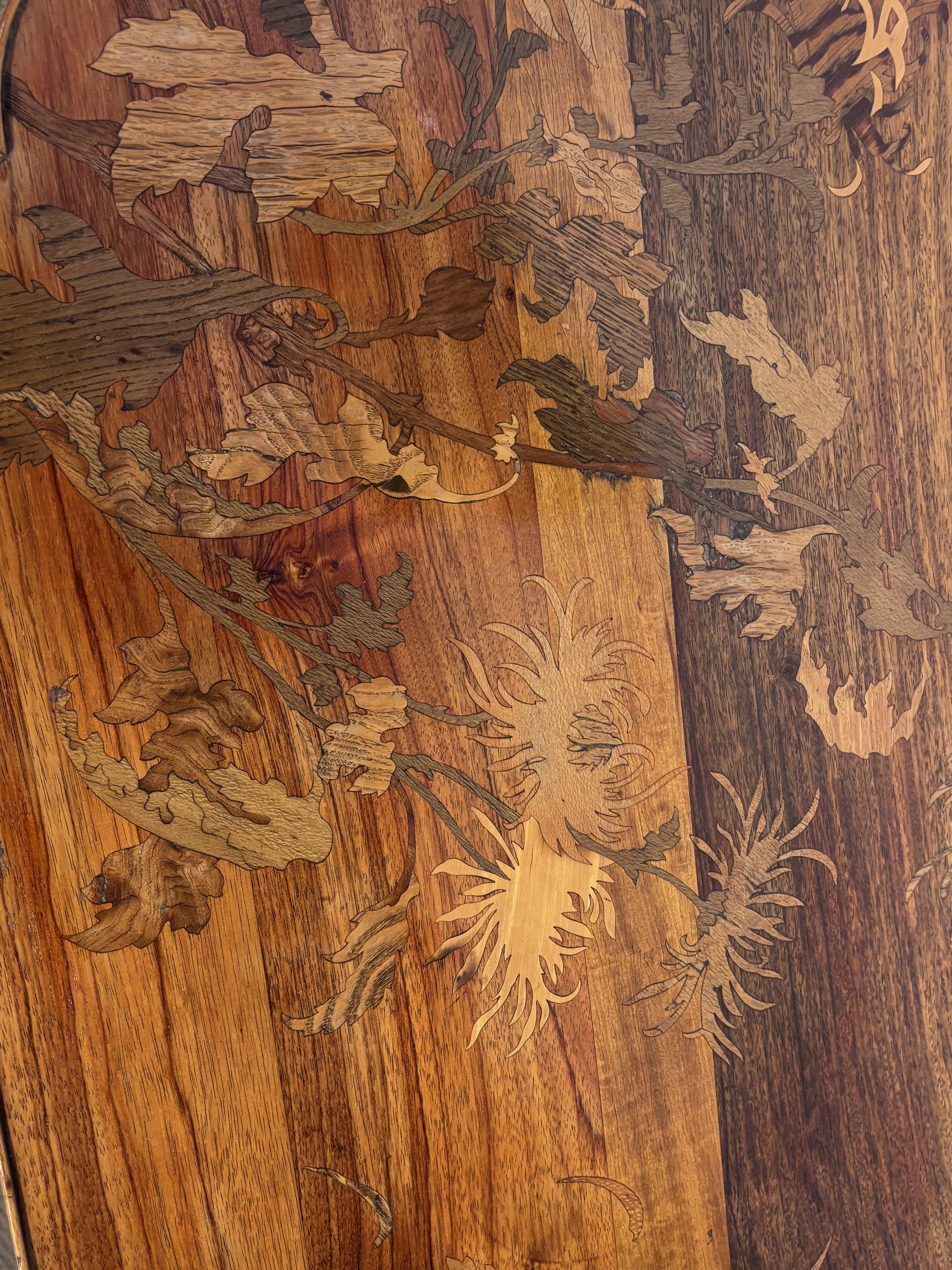 Emile GALLE Tavolino intarsiato Art Nouveau francese 1890 in vendita 3