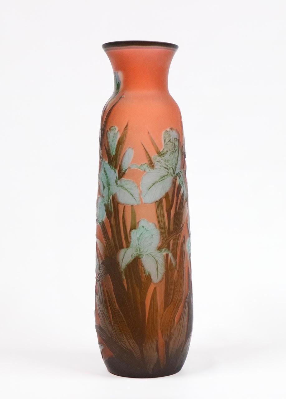 Emile Galle French Art Nouveau Monumental Cameo Glass Vase In Good Condition In New York, NY
