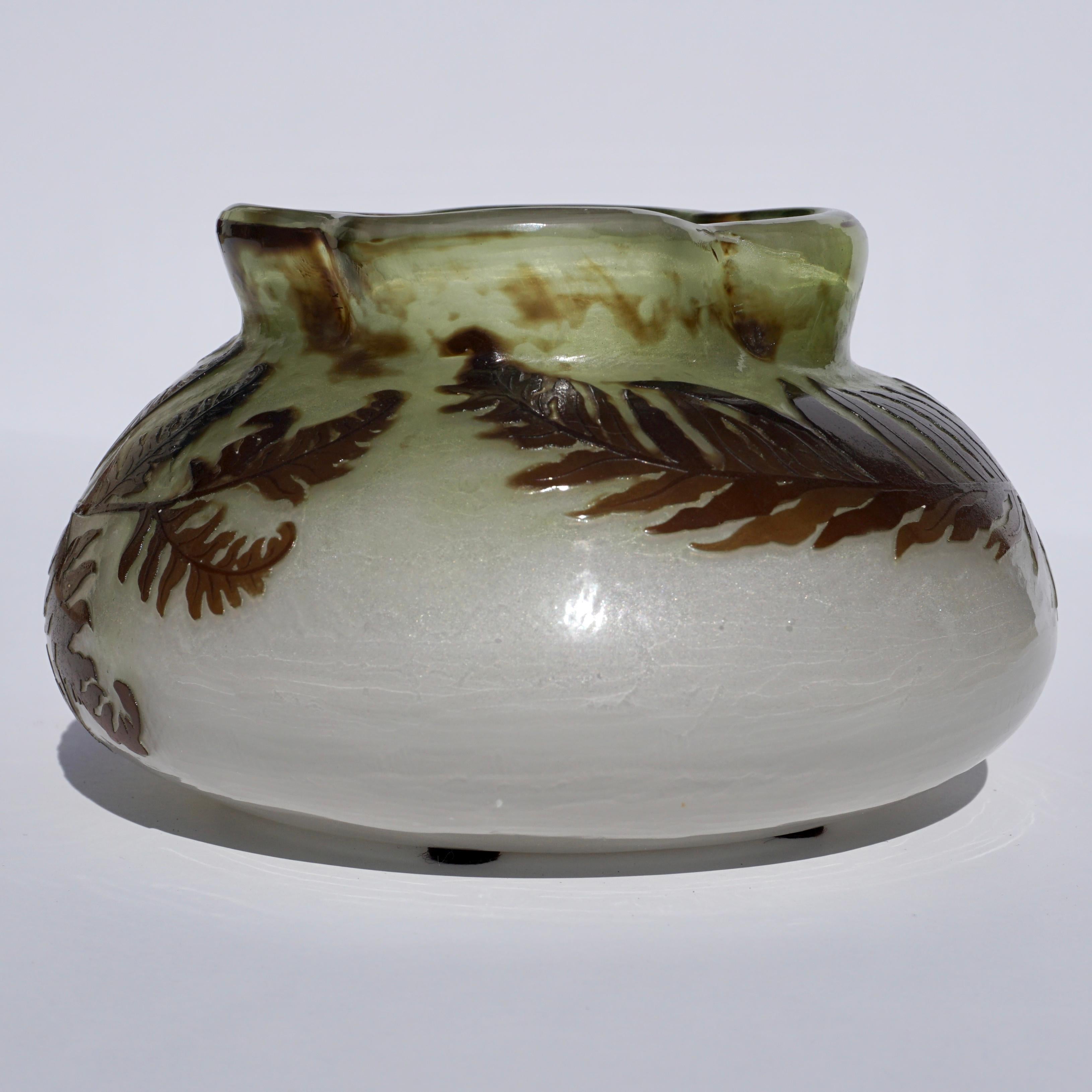 Emile Galle French Cameo Fern Vase In Excellent Condition In Dallas, TX