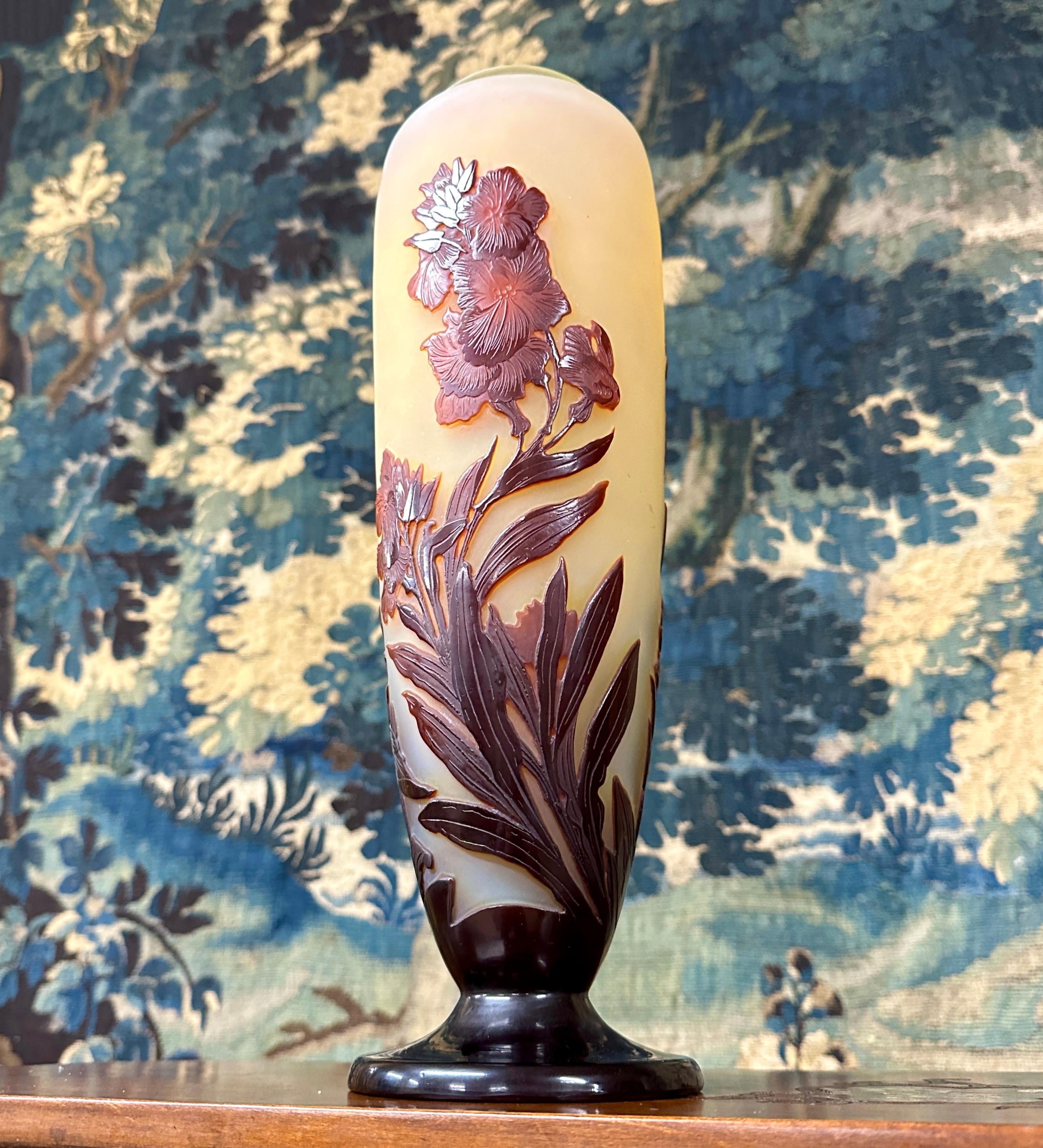 Emile Gallé, Large Vase Decorated with Red Flowers, Art Nouveau Glass Pate In Excellent Condition In NONANCOURT, FR