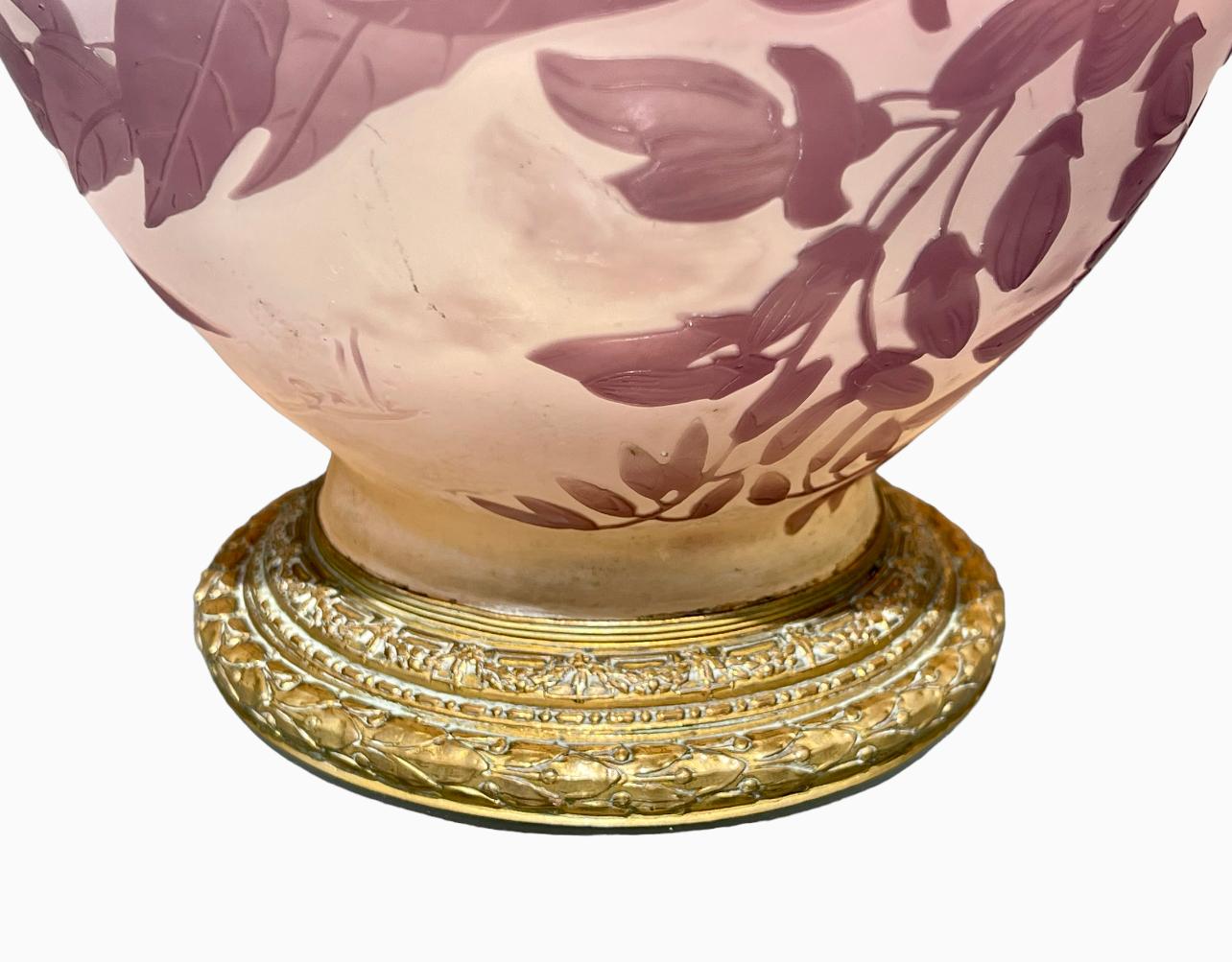 Emile Gallé - Lila Vase oder Tasse im Angebot 2
