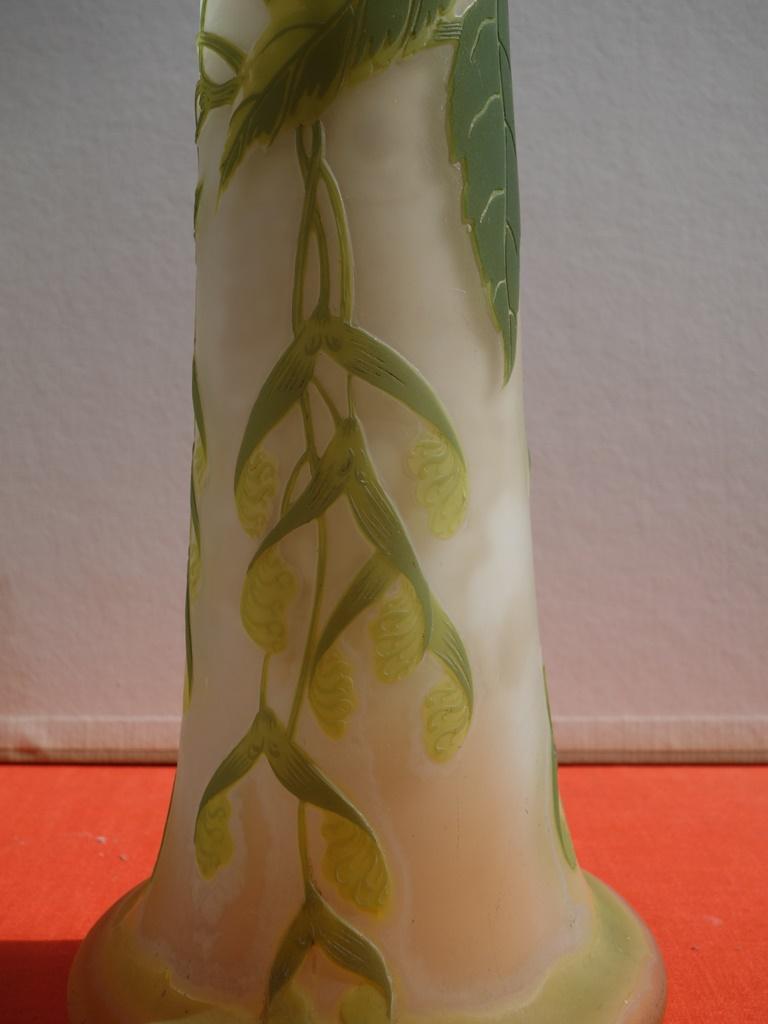 Art Nouveau French Cameo Glass 'Maple Vase' by Emile Gallé, Nancy - 45cm 4