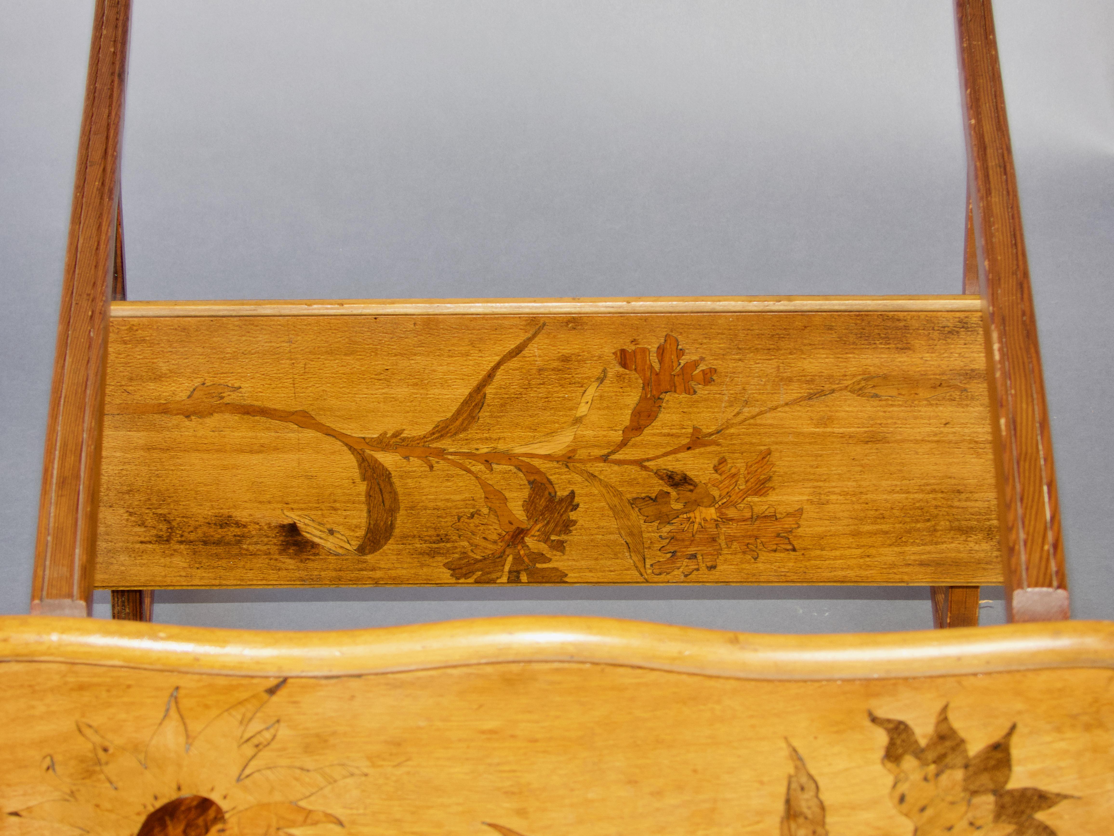 Emile Galle style Gueridon en vente 1